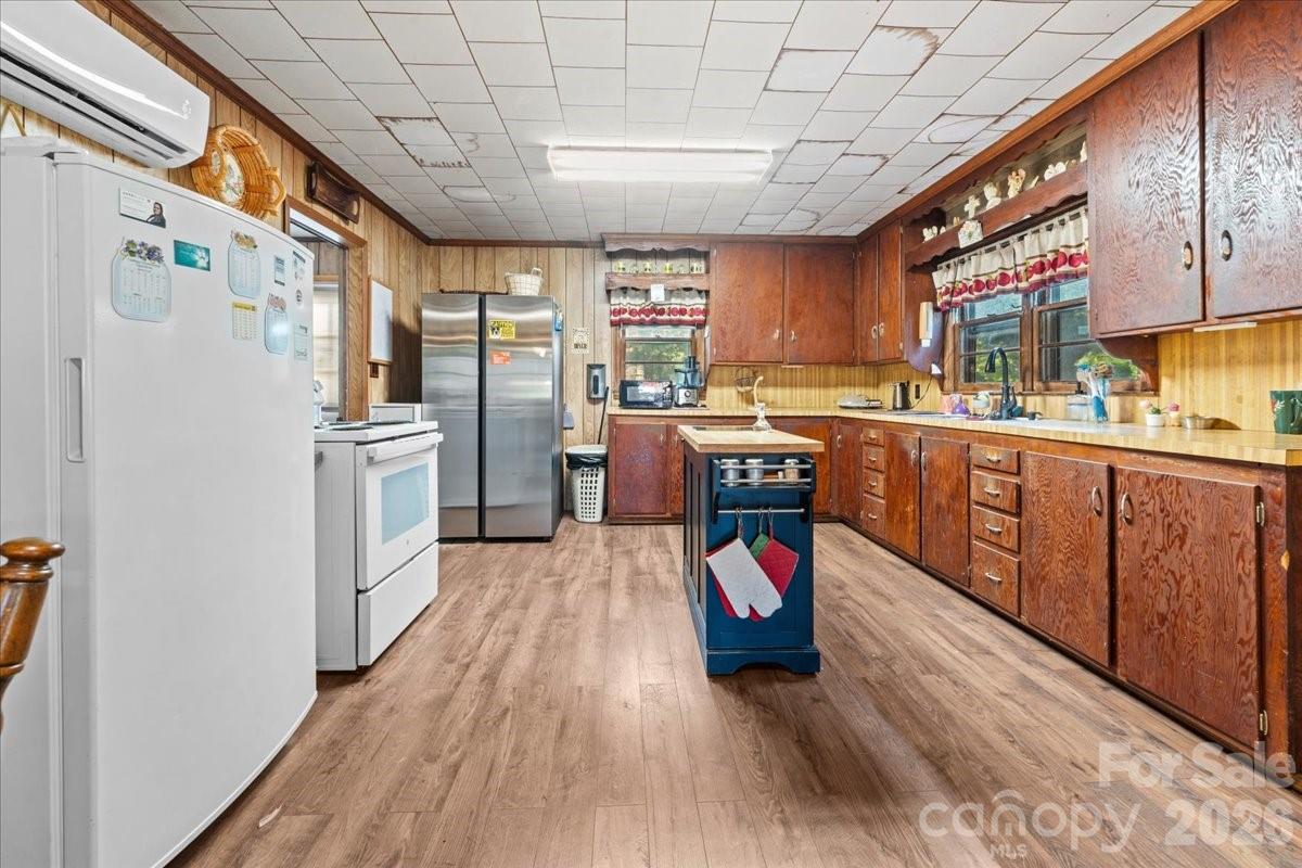 12282 Coyle Road — Stanfield