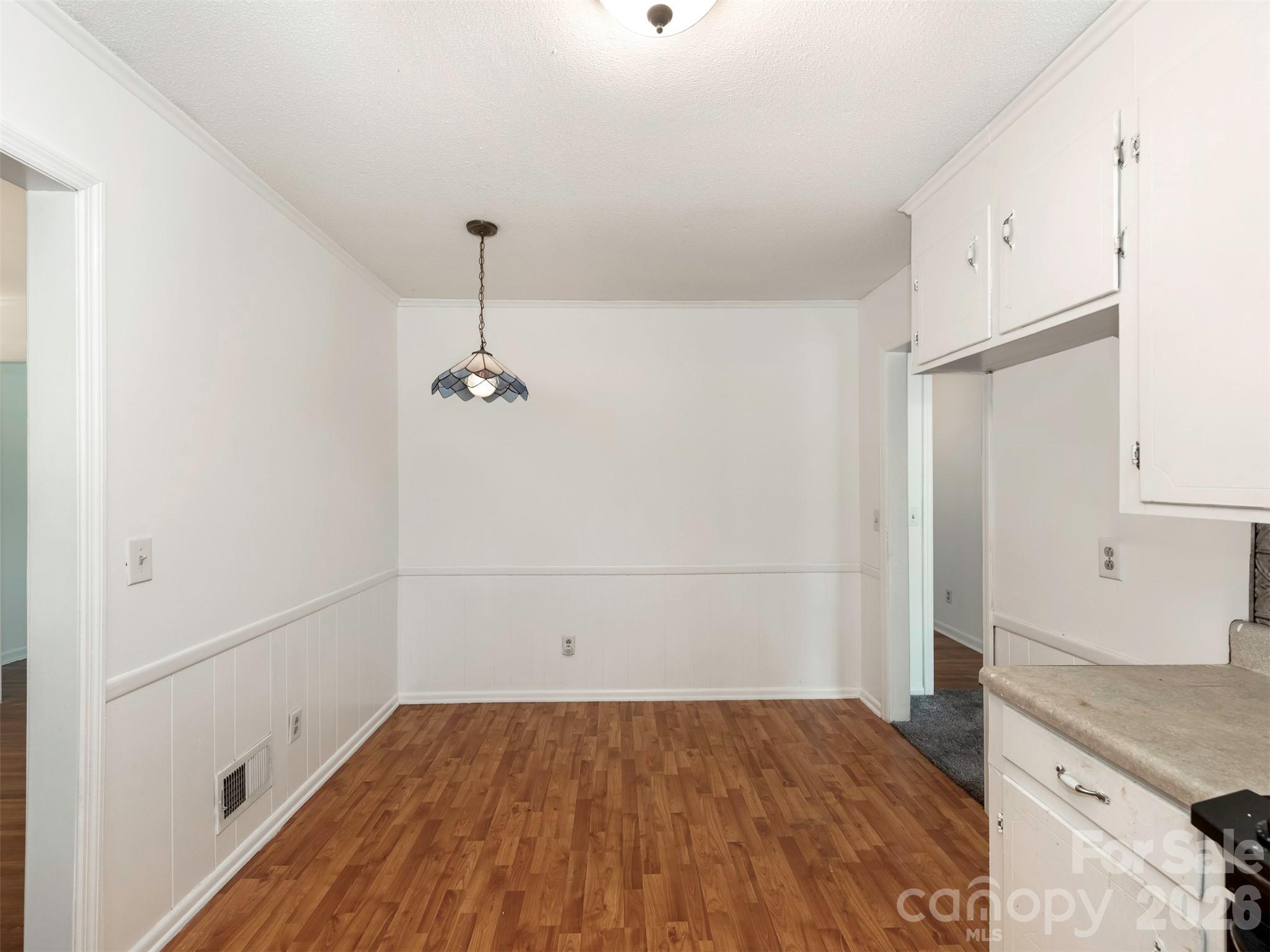 8121 Greenbrook Road — Columbia
