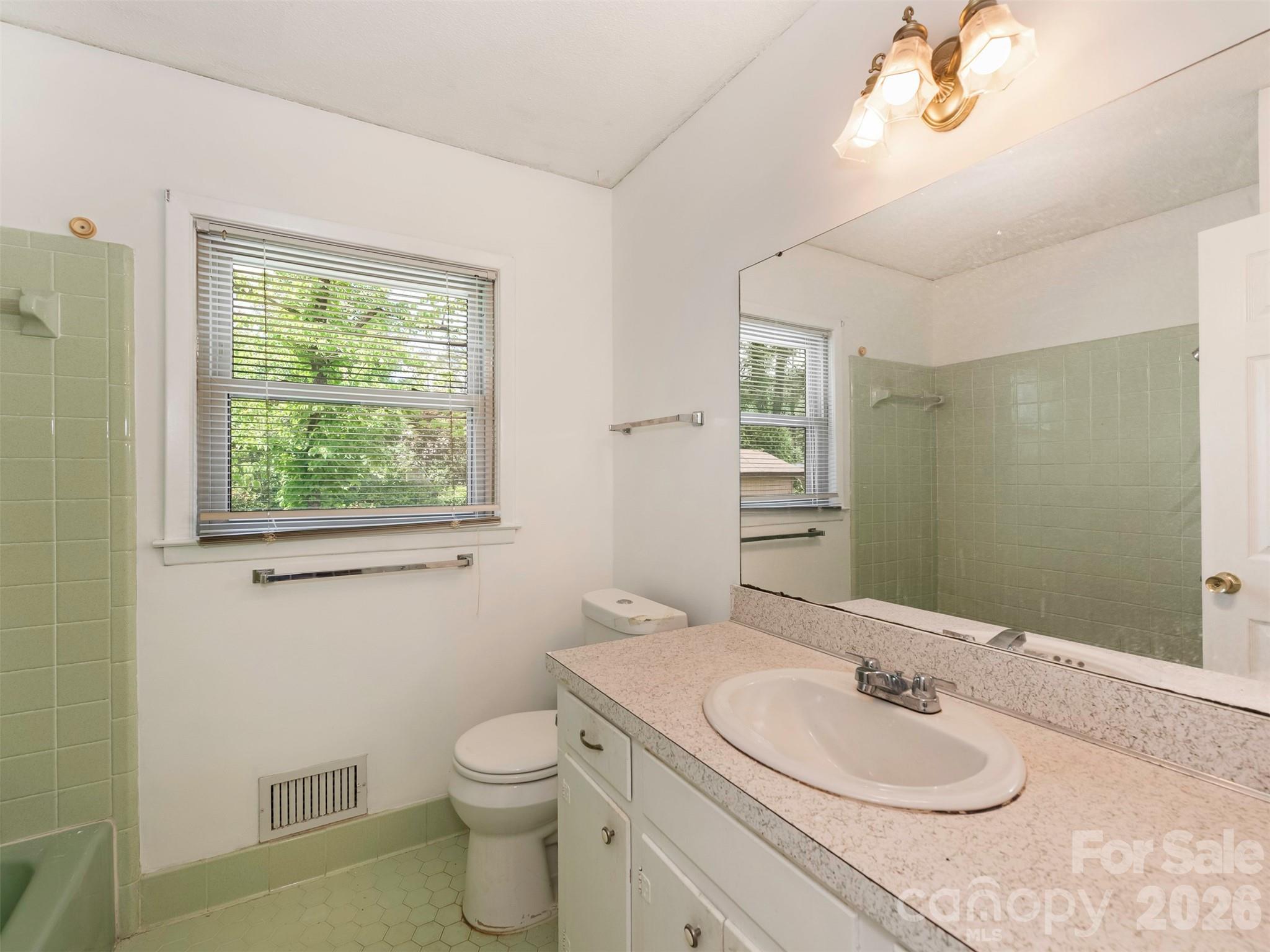 8121 Greenbrook Road — Columbia
