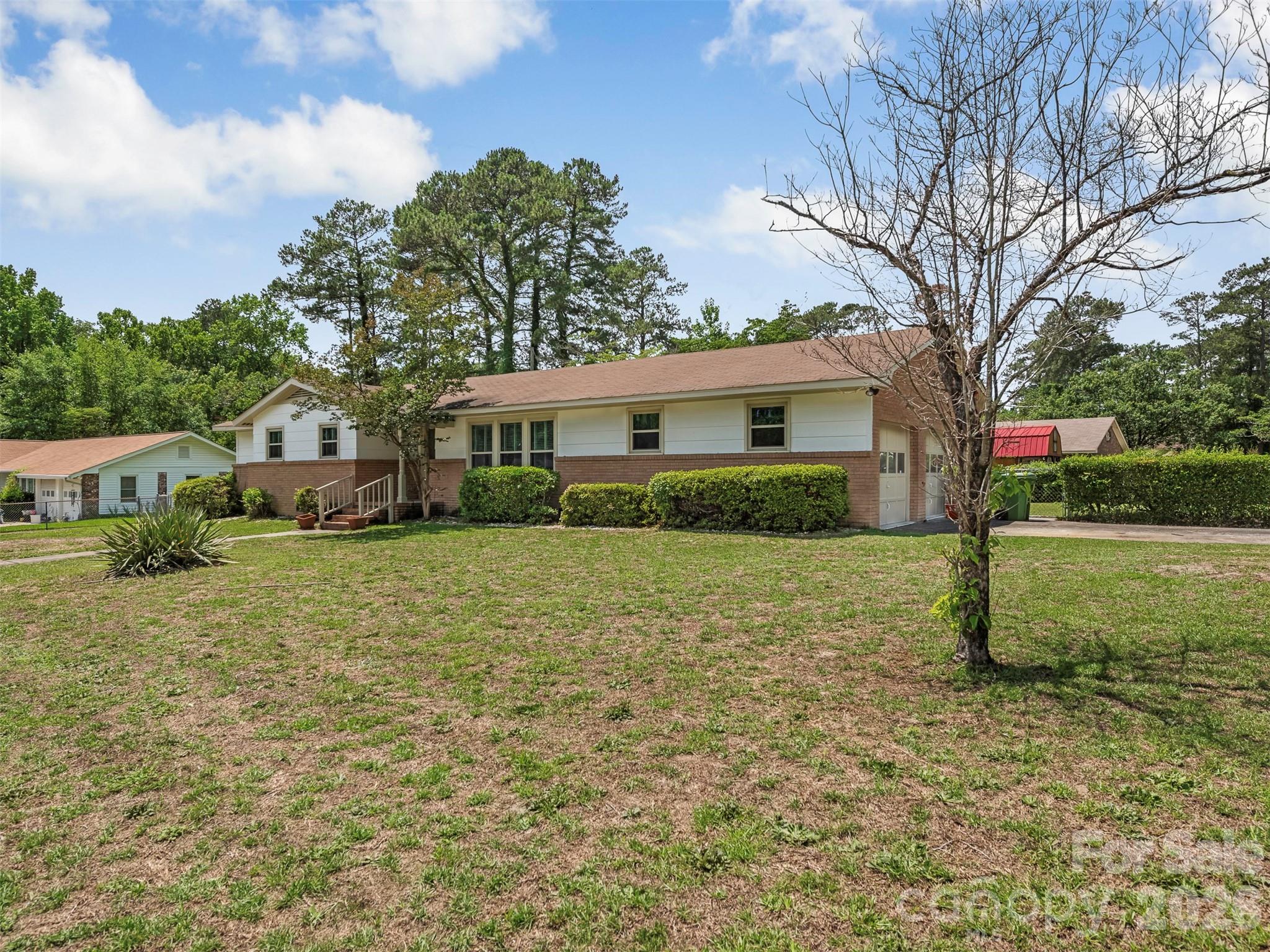 8121 Greenbrook Road — Columbia