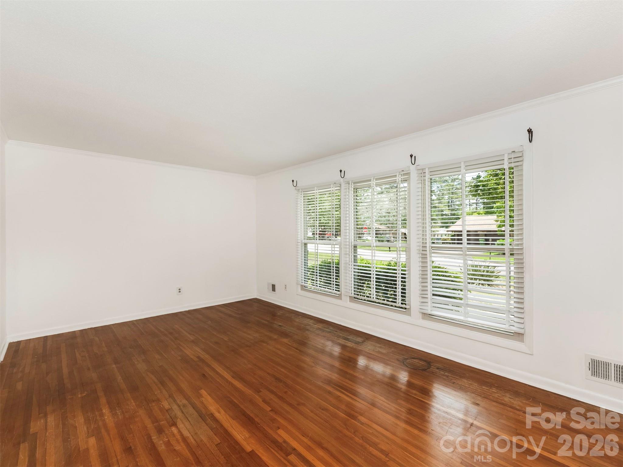 8121 Greenbrook Road — Columbia