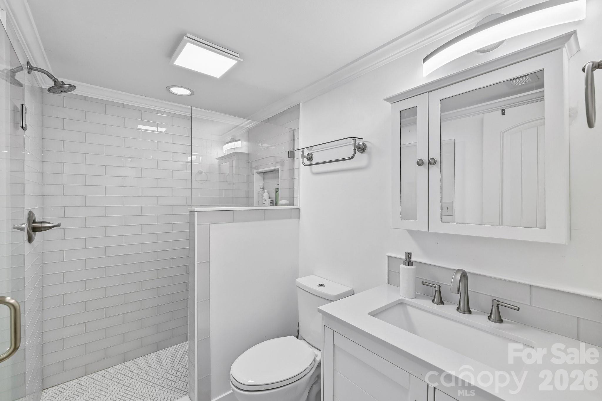 125 Pine Grove Circle — Clover