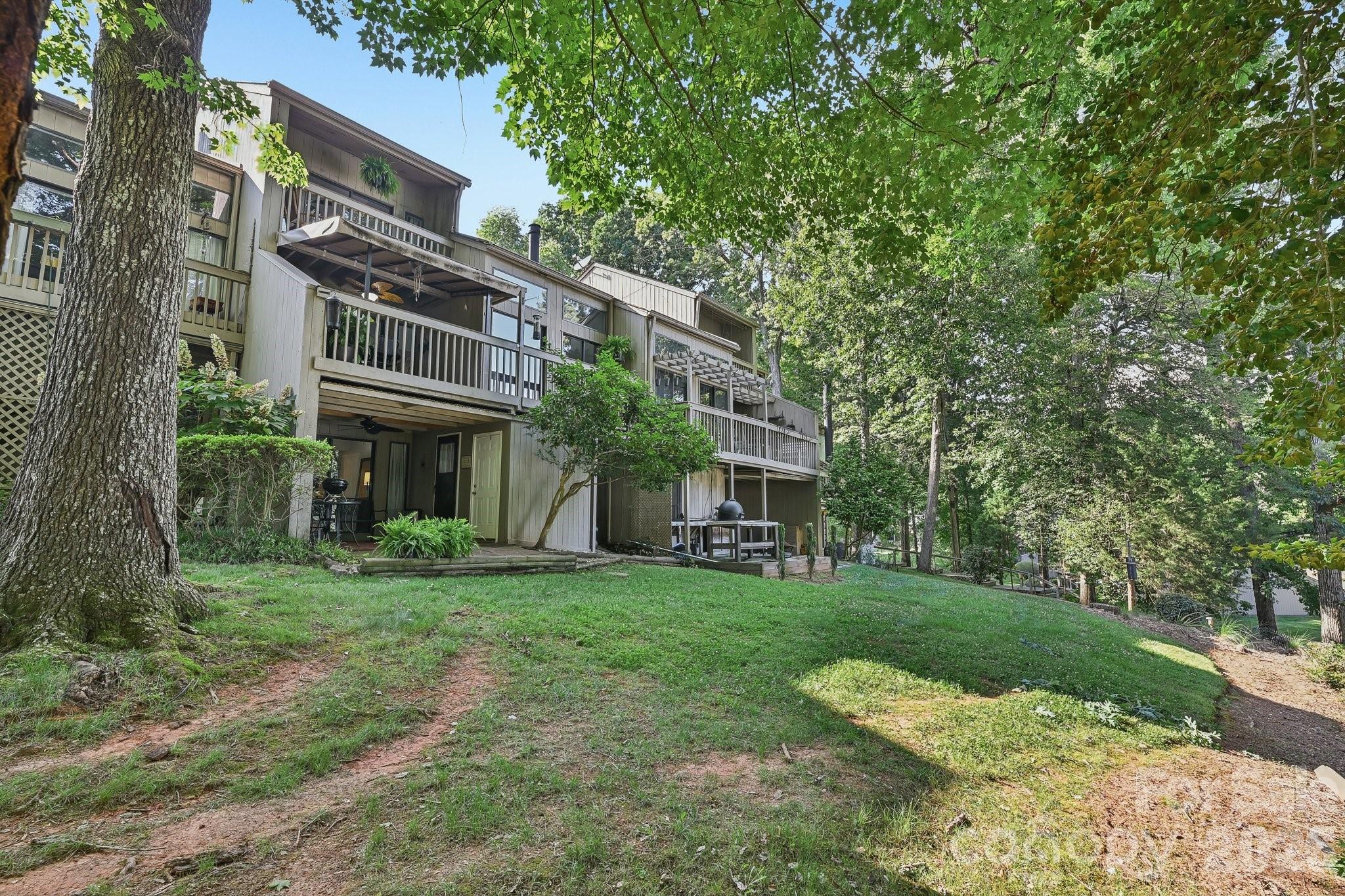 125 Pine Grove Circle — Clover