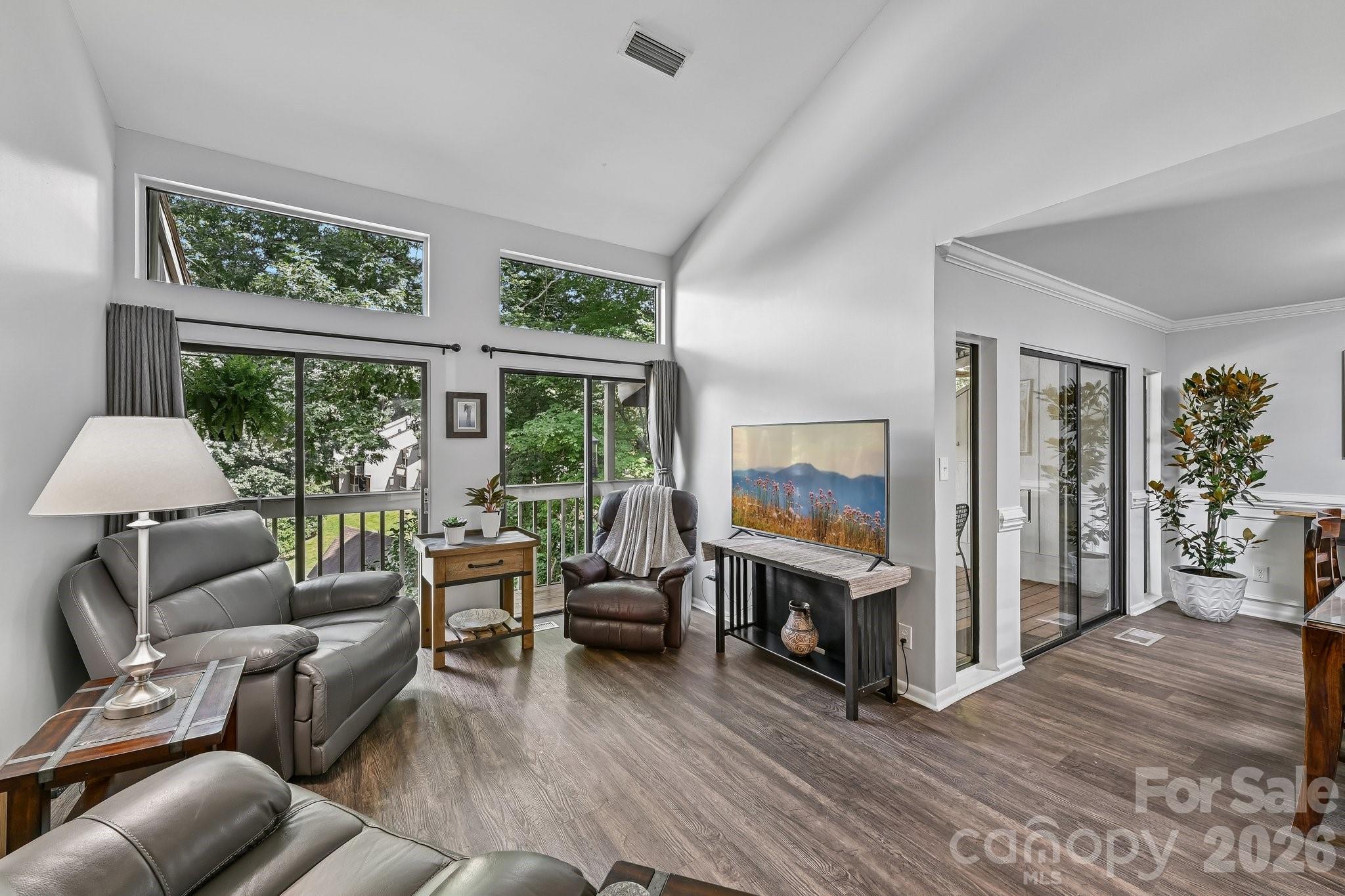 125 Pine Grove Circle — Clover