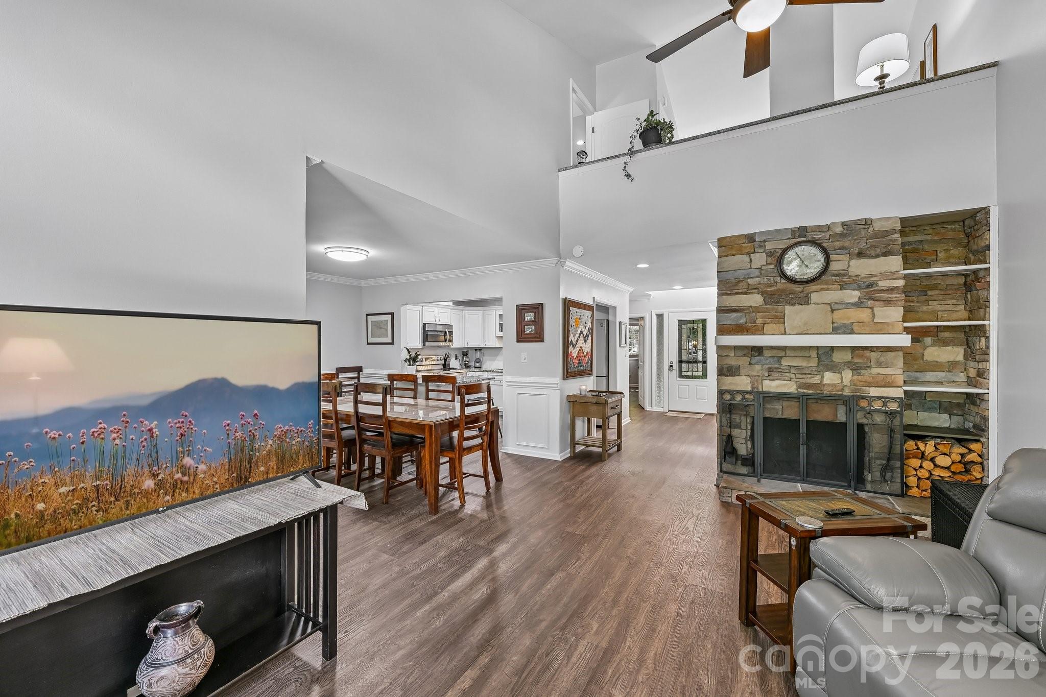 125 Pine Grove Circle — Clover