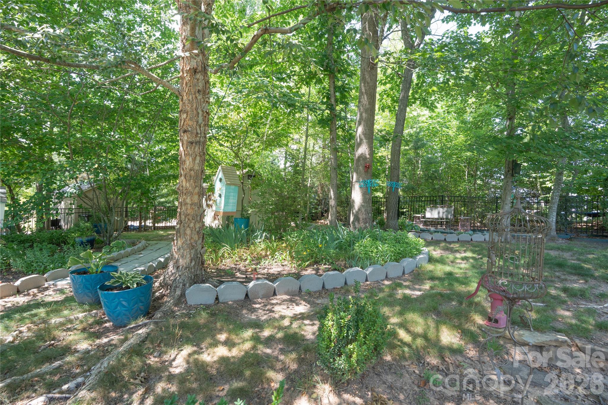 7661 Sellers Way — Denver