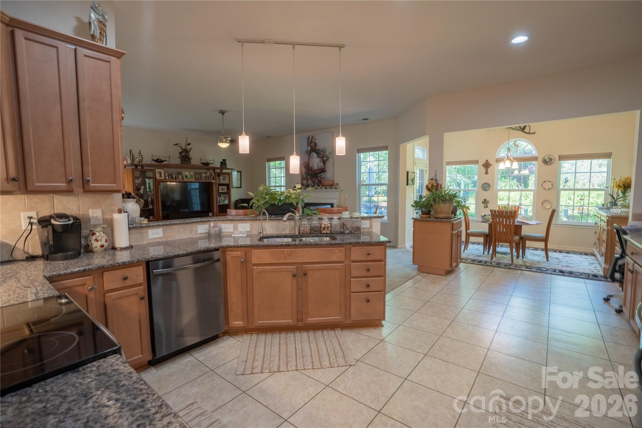 7661 Sellers Way — Denver