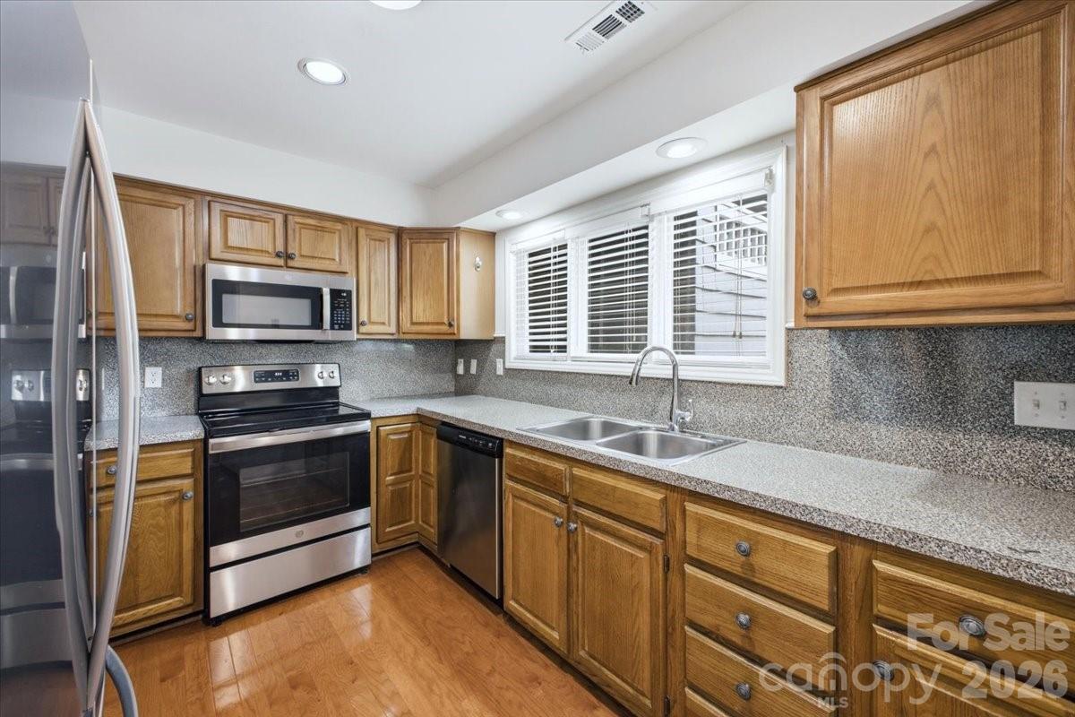 232 Queens Road #37 — Charlotte
