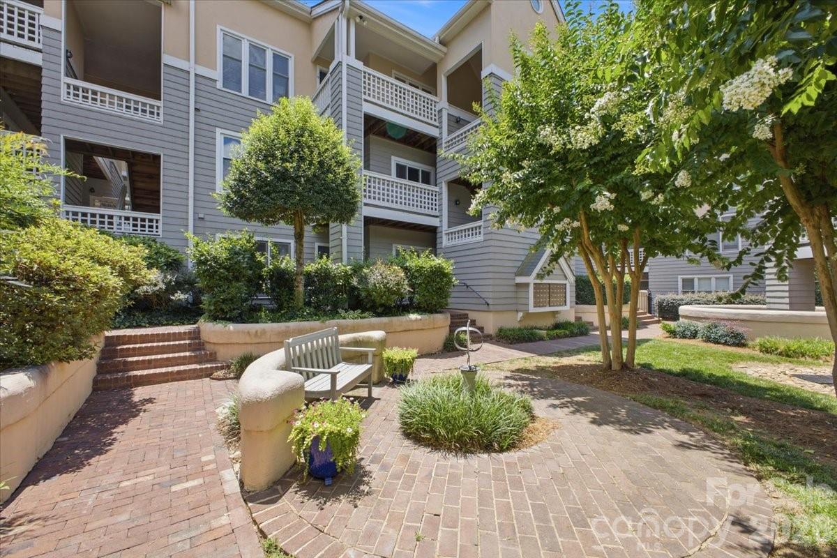 232 Queens Road #37 — Charlotte