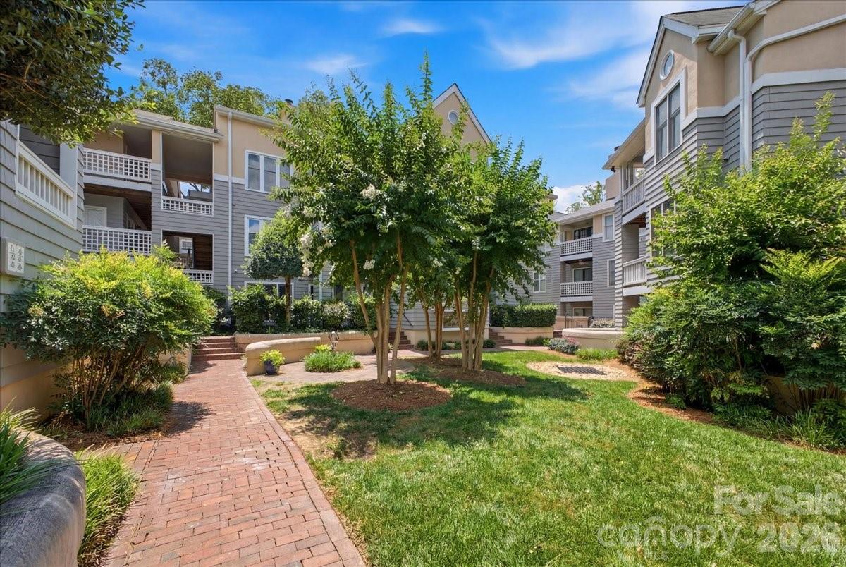 232 Queens Road #37 — Charlotte