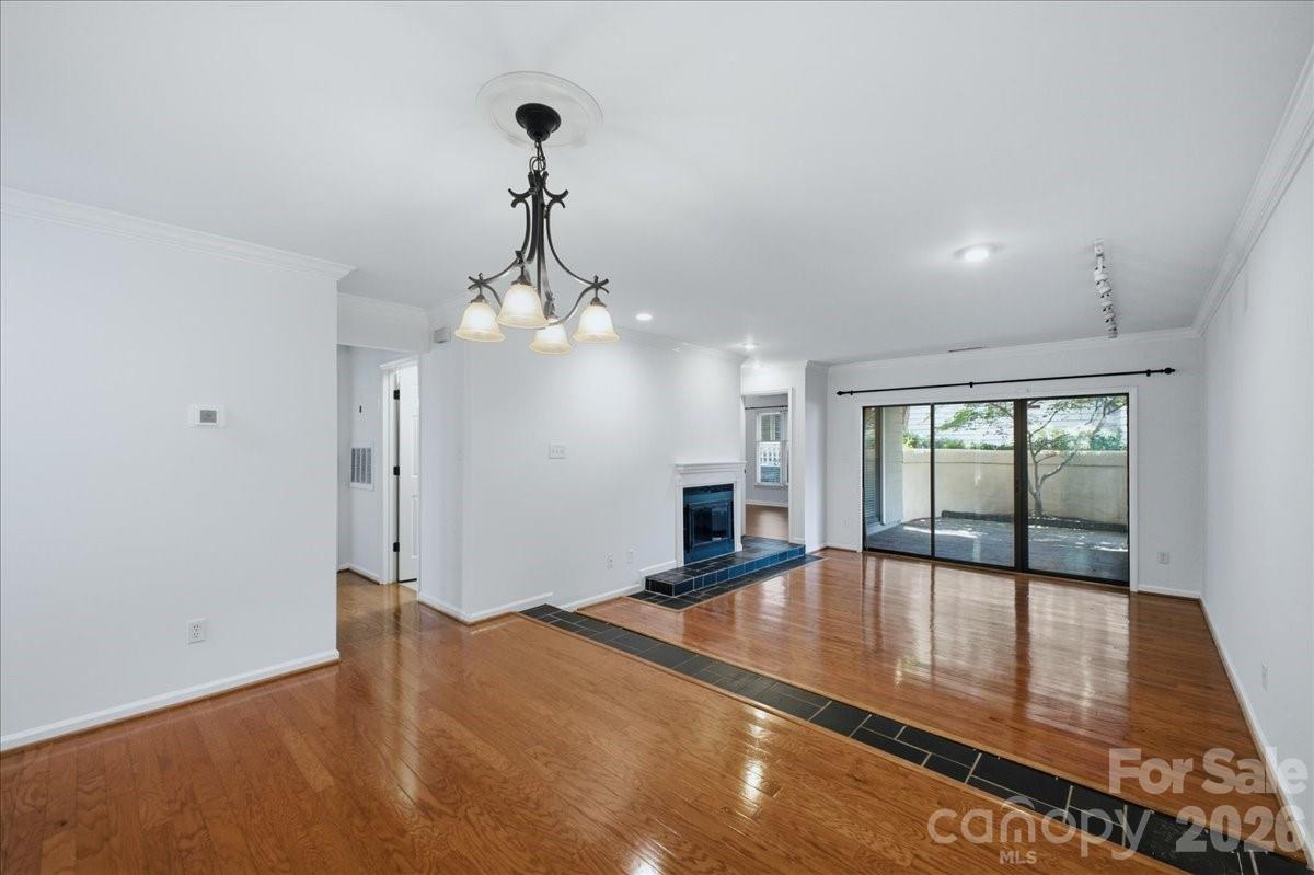 232 Queens Road #37 — Charlotte