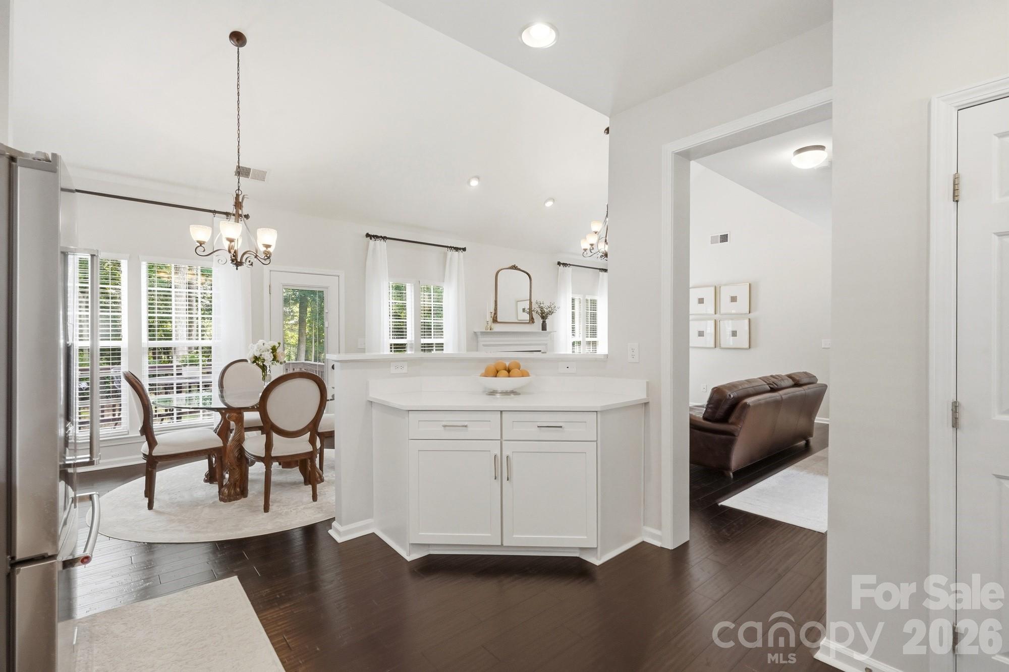 2117 Lord Proprietor Lane — Waxhaw