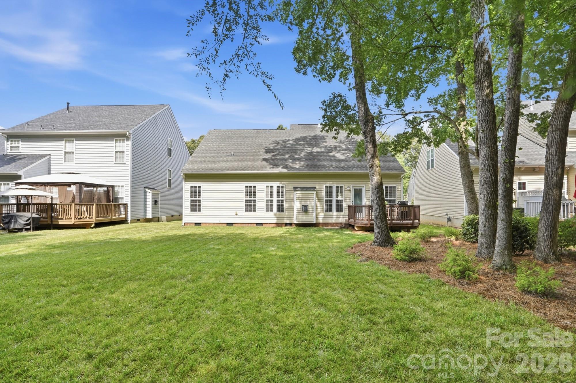 2117 Lord Proprietor Lane — Waxhaw
