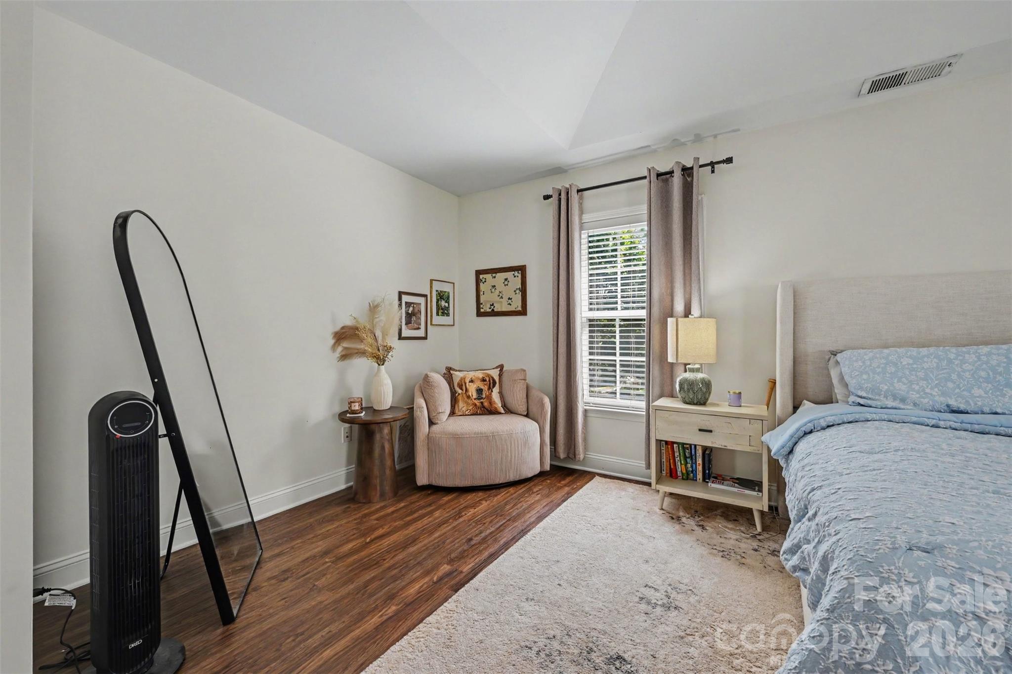 8915 Oransay Way — Charlotte