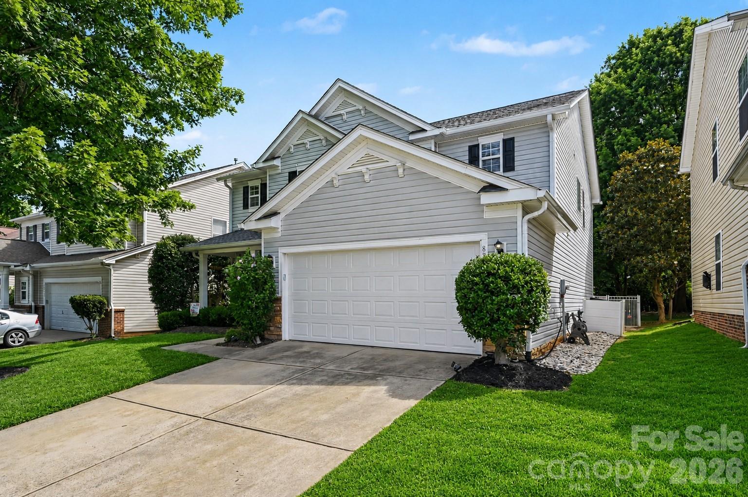 8915 Oransay Way — Charlotte