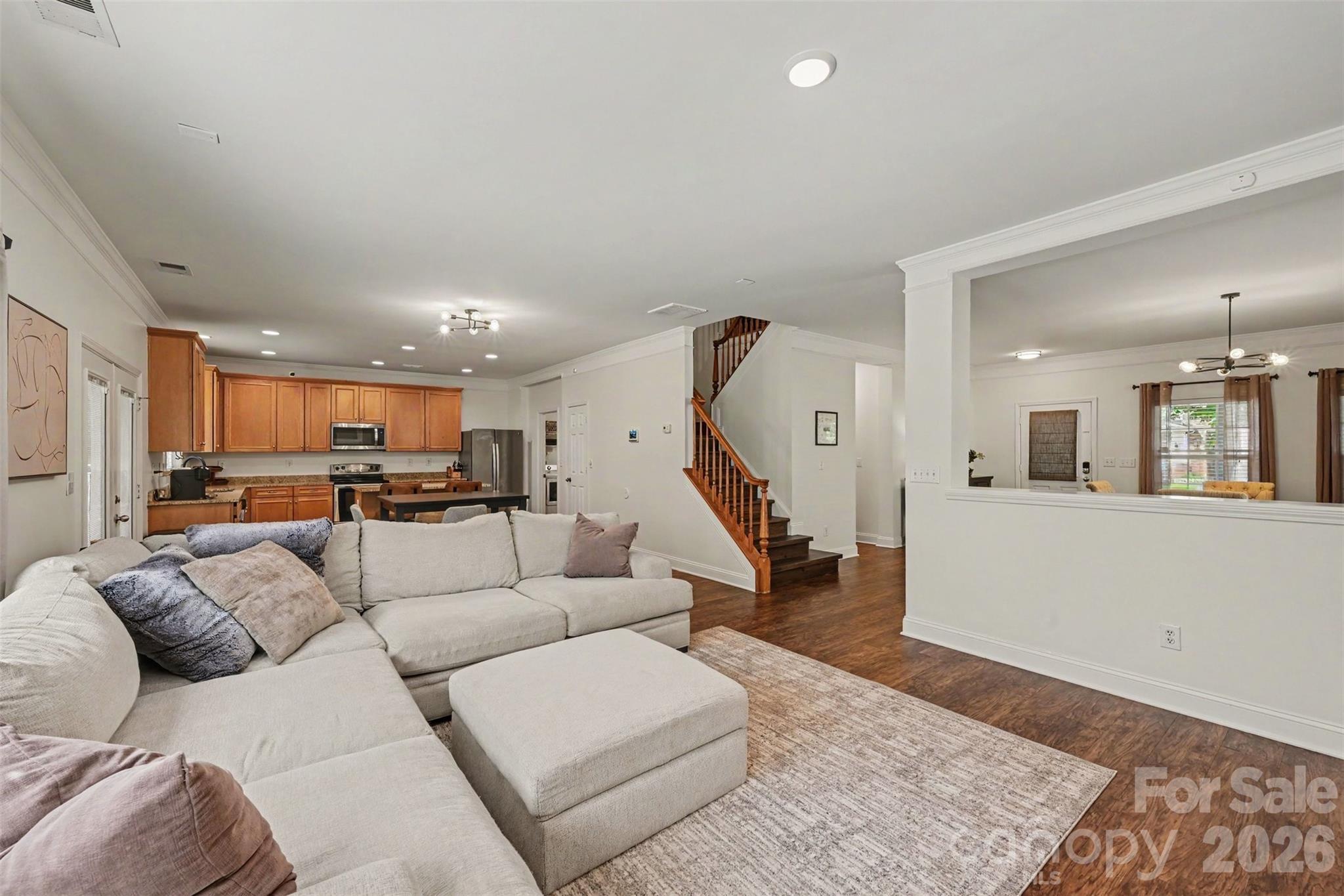 8915 Oransay Way — Charlotte