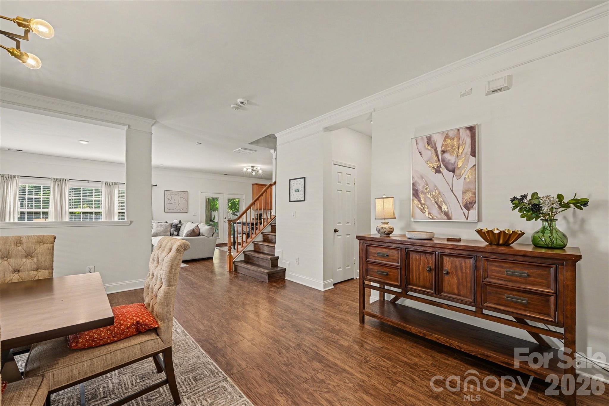 8915 Oransay Way — Charlotte
