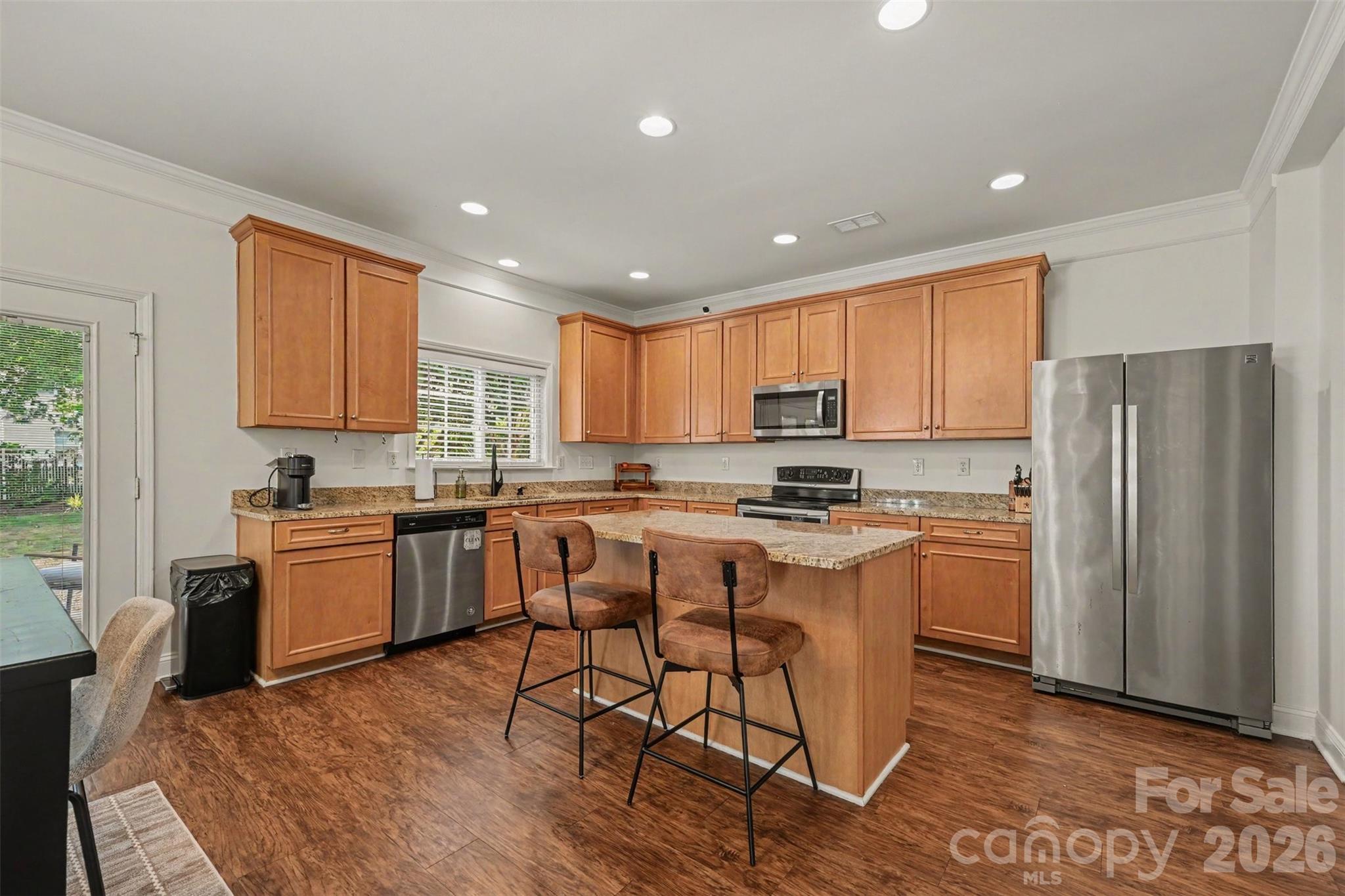 8915 Oransay Way — Charlotte
