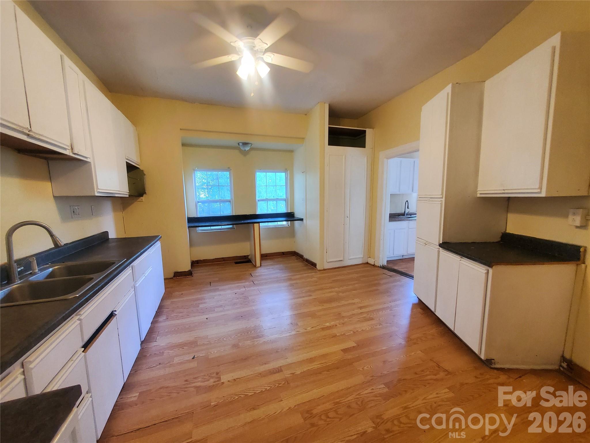 325 Goff Street — Charlotte