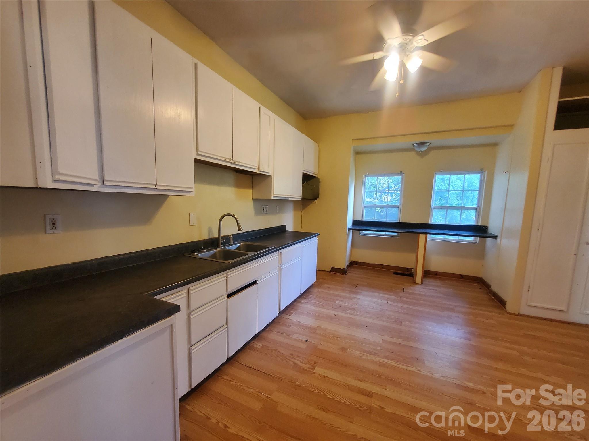 325 Goff Street — Charlotte