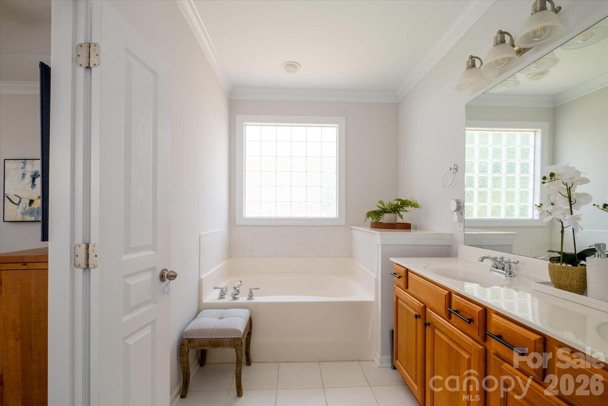 8929 Carneros Creek Road — Charlotte