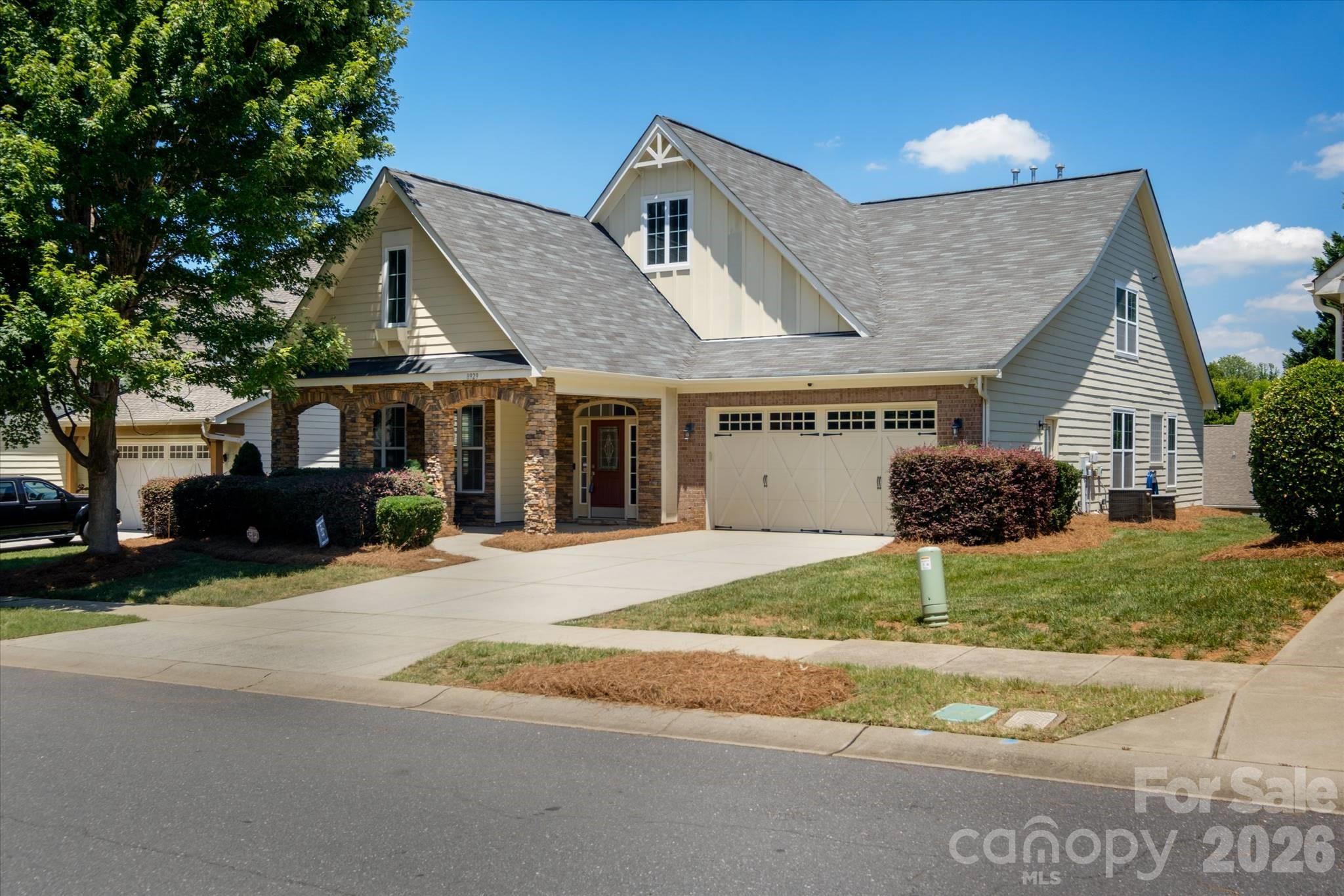 8929 Carneros Creek Road — Charlotte