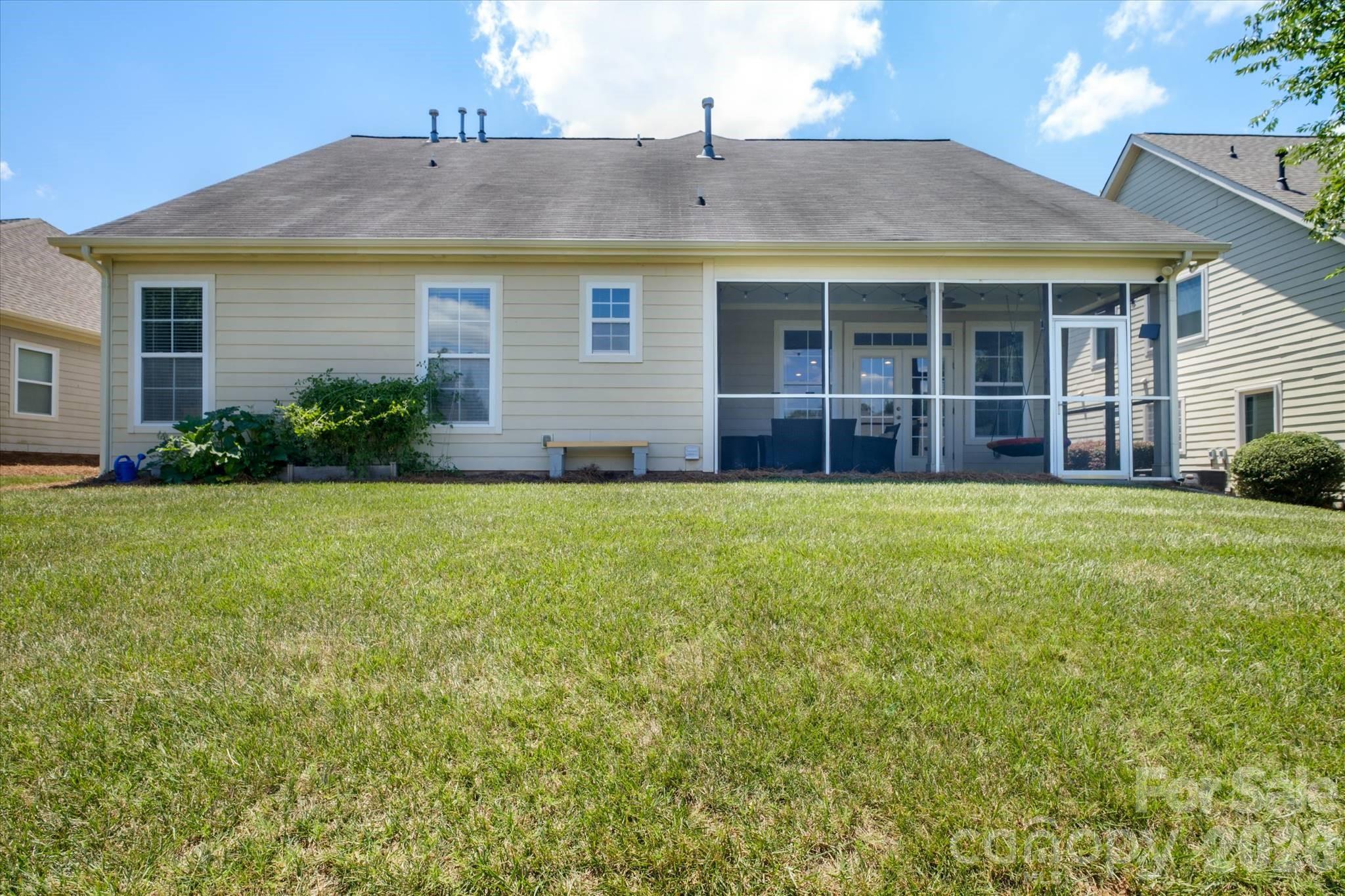 8929 Carneros Creek Road — Charlotte