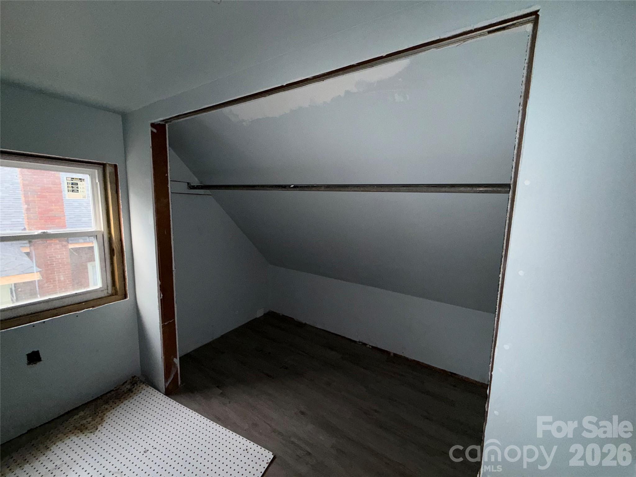305 W Harrison Street — Salisbury