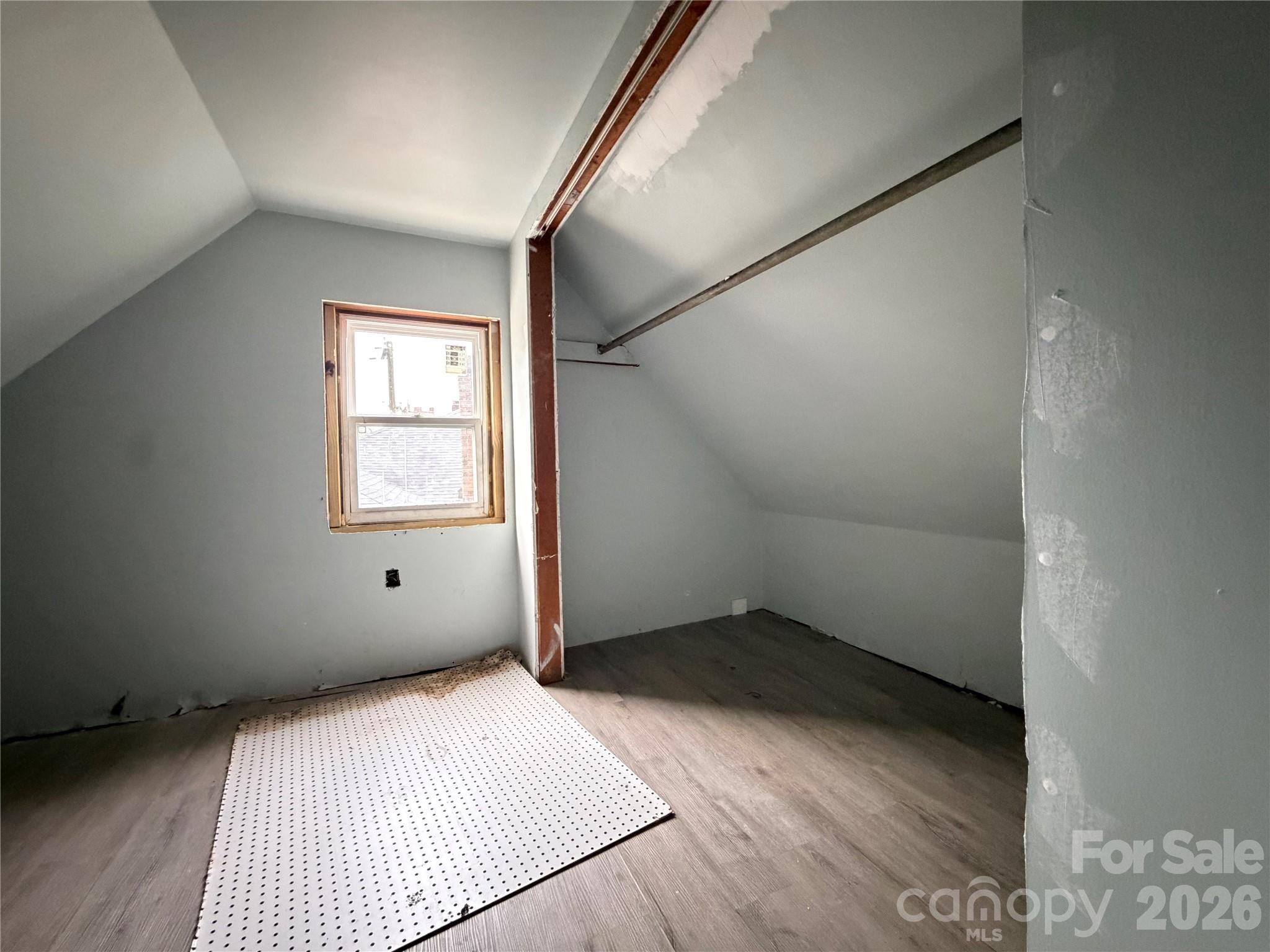 305 W Harrison Street — Salisbury