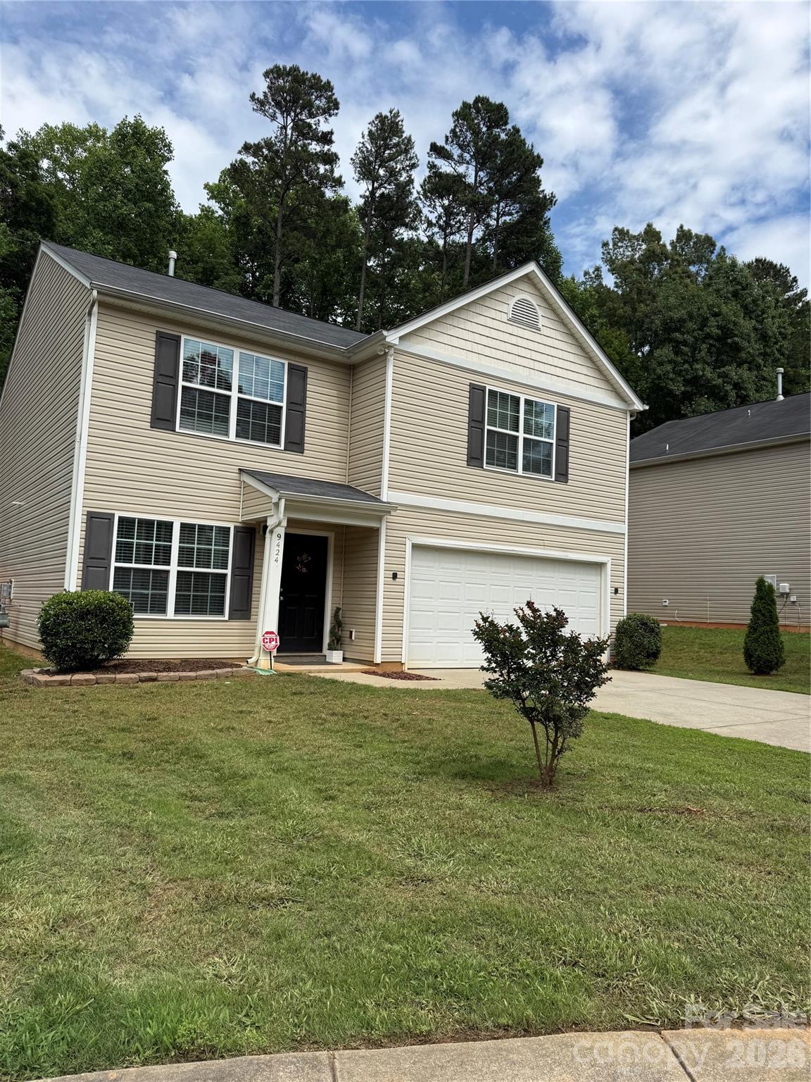 9424 Quilting Bee Lane — Charlotte