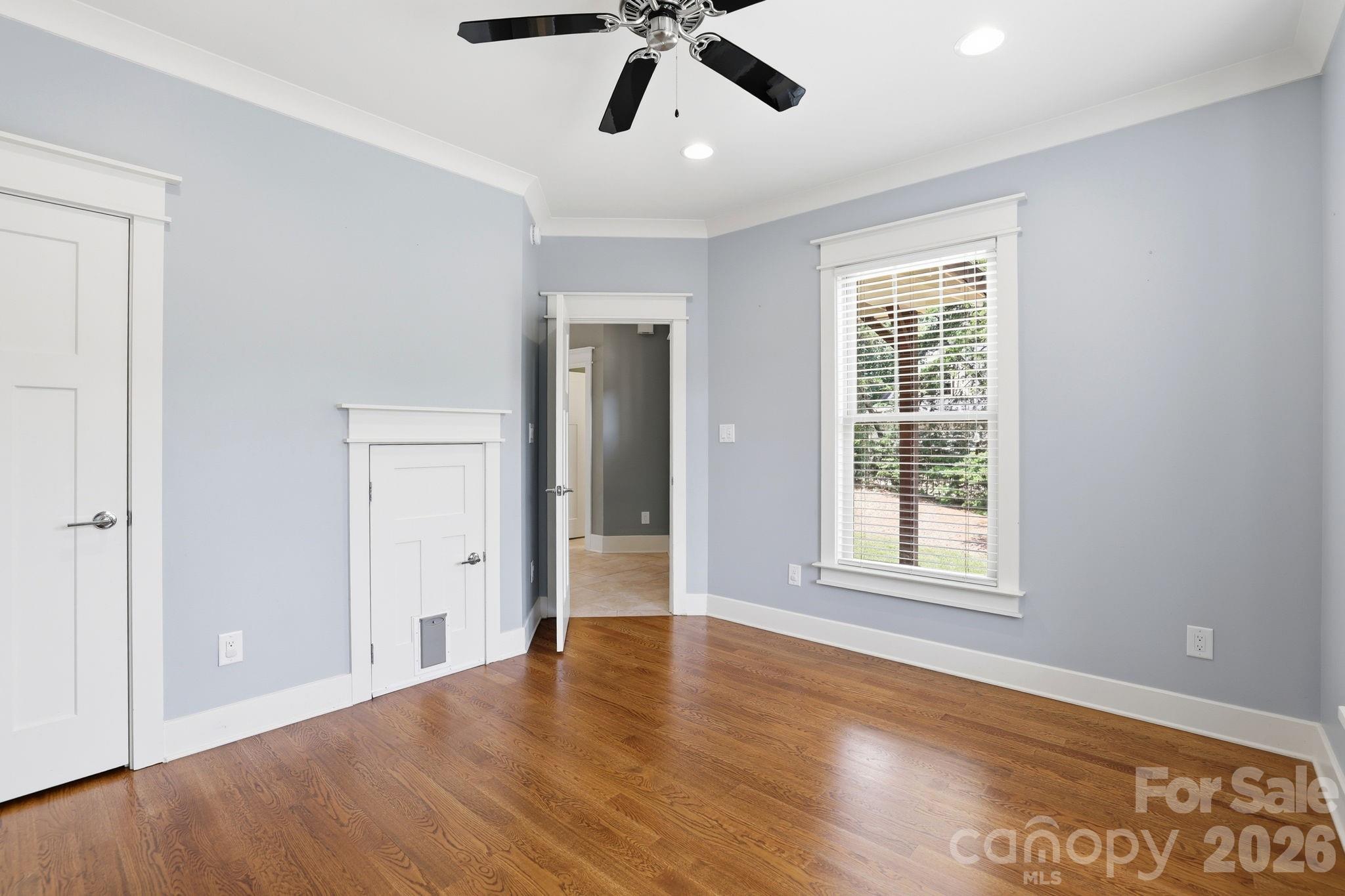 1104 Sawtooth Oak Lane — Belmont