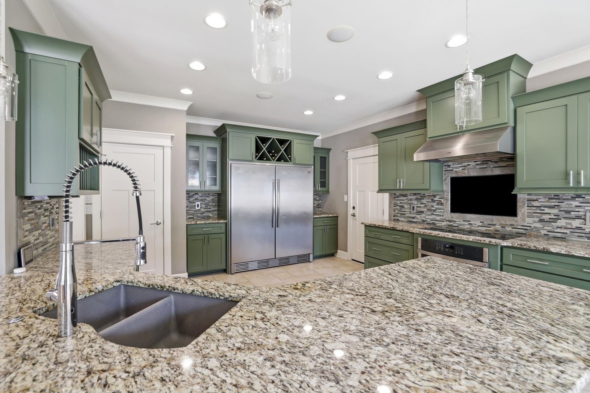 1104 Sawtooth Oak Lane — Belmont