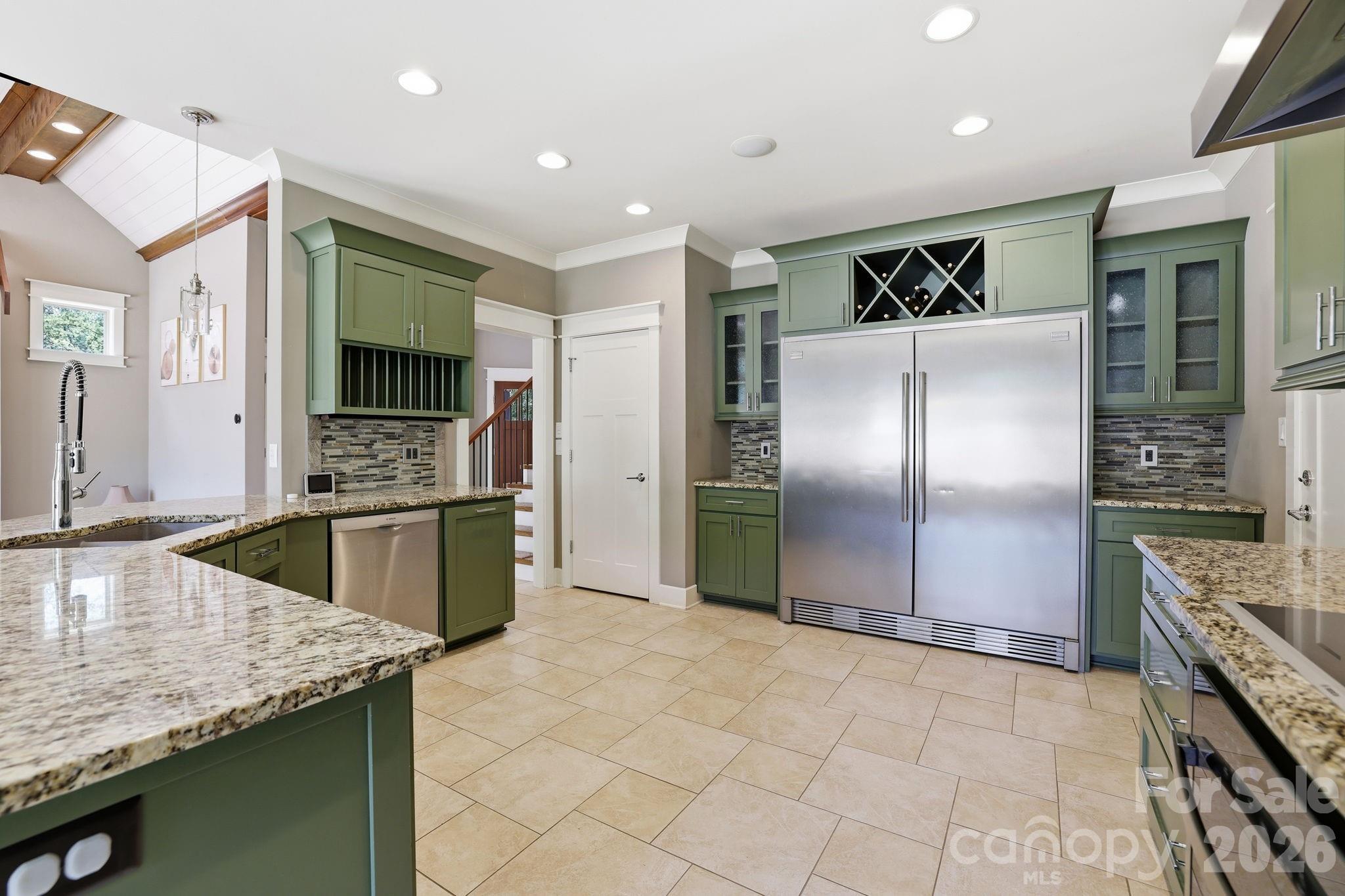 1104 Sawtooth Oak Lane — Belmont