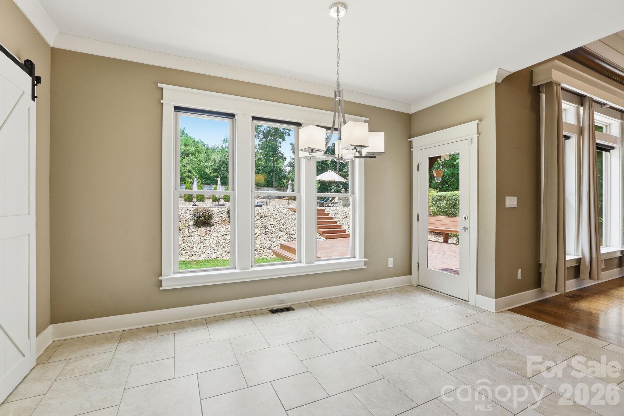 1104 Sawtooth Oak Lane — Belmont