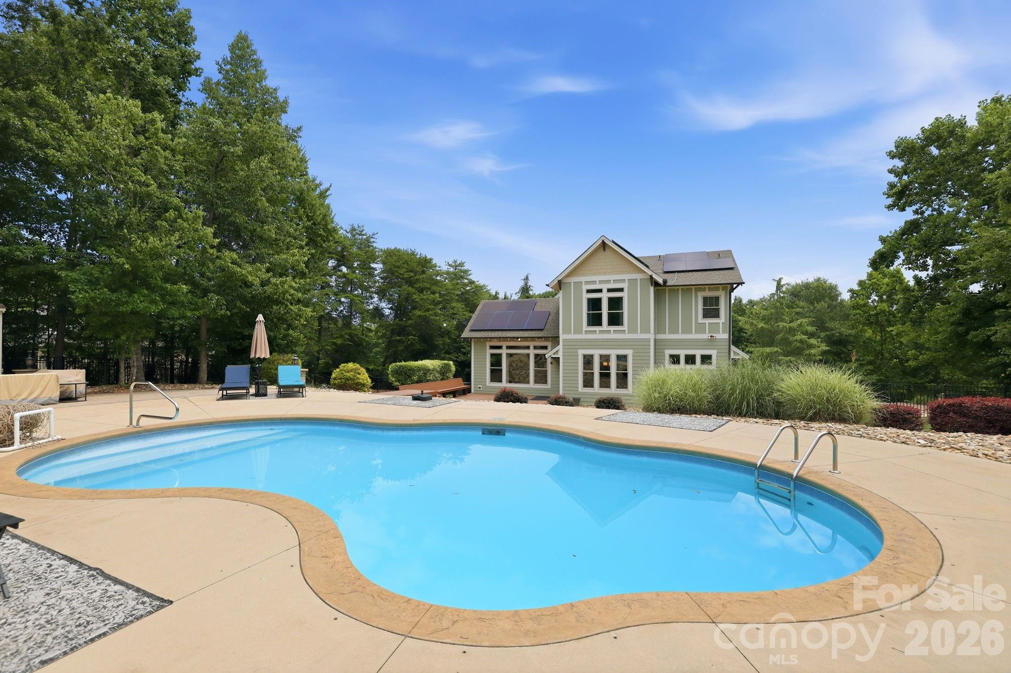 1104 Sawtooth Oak Lane — Belmont