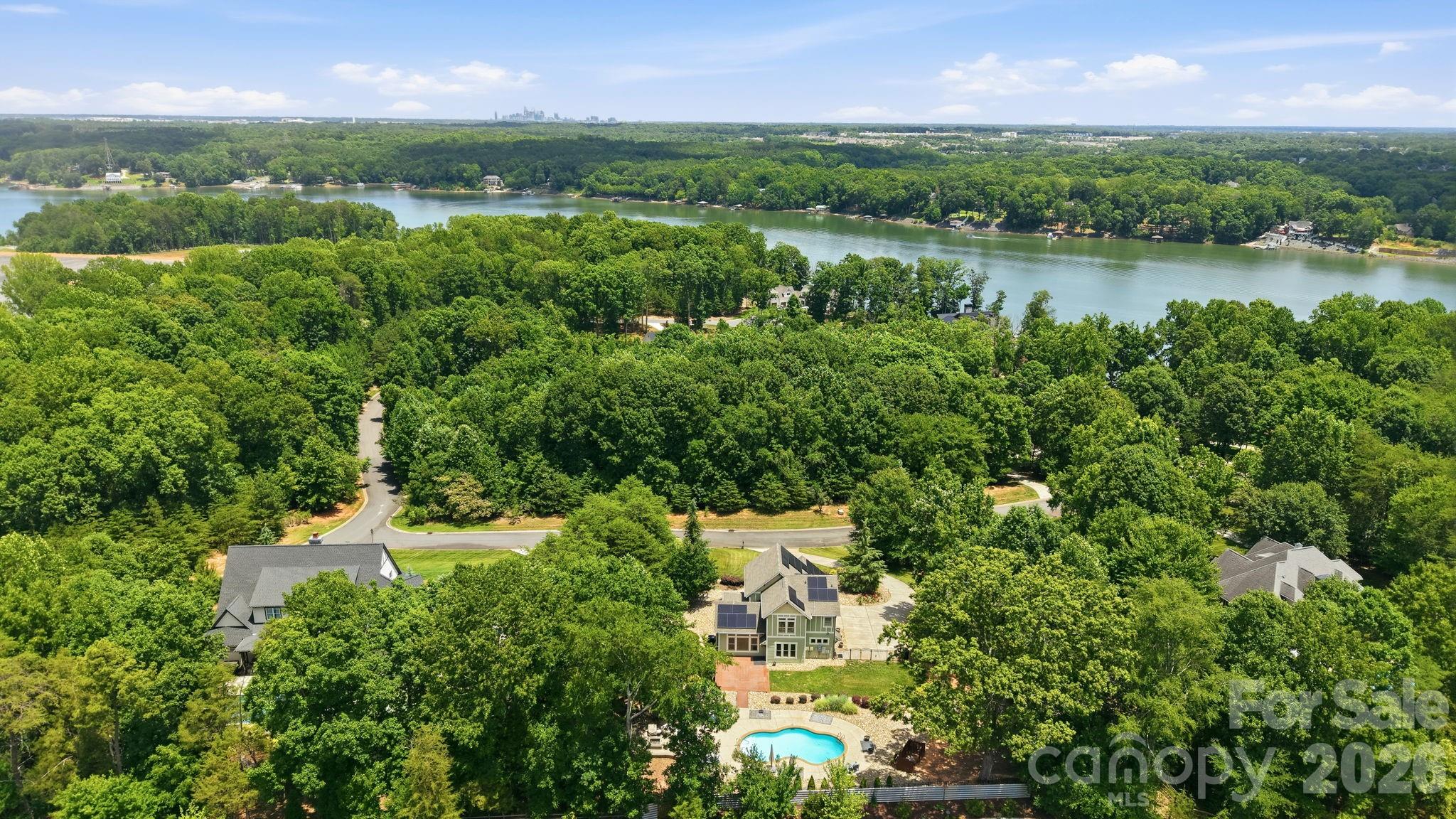 1104 Sawtooth Oak Lane — Belmont