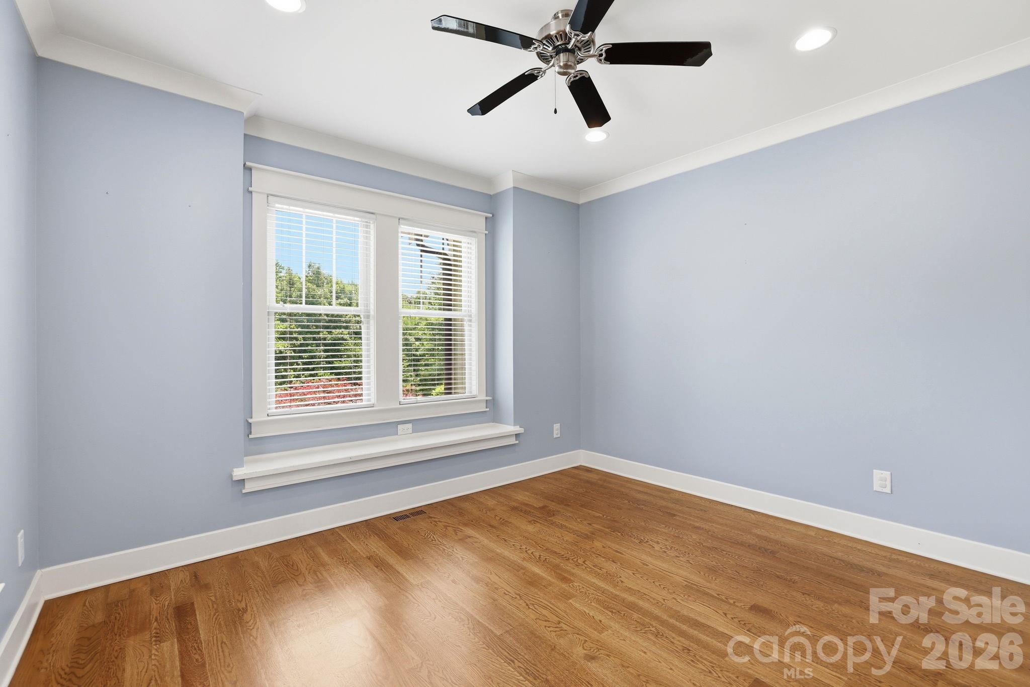 1104 Sawtooth Oak Lane — Belmont