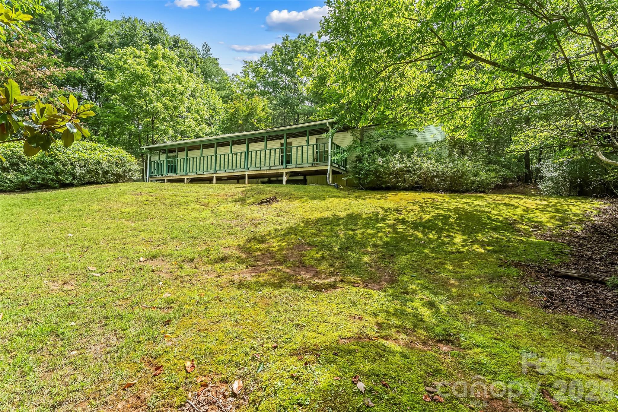 2040 Hampson Road — Morganton