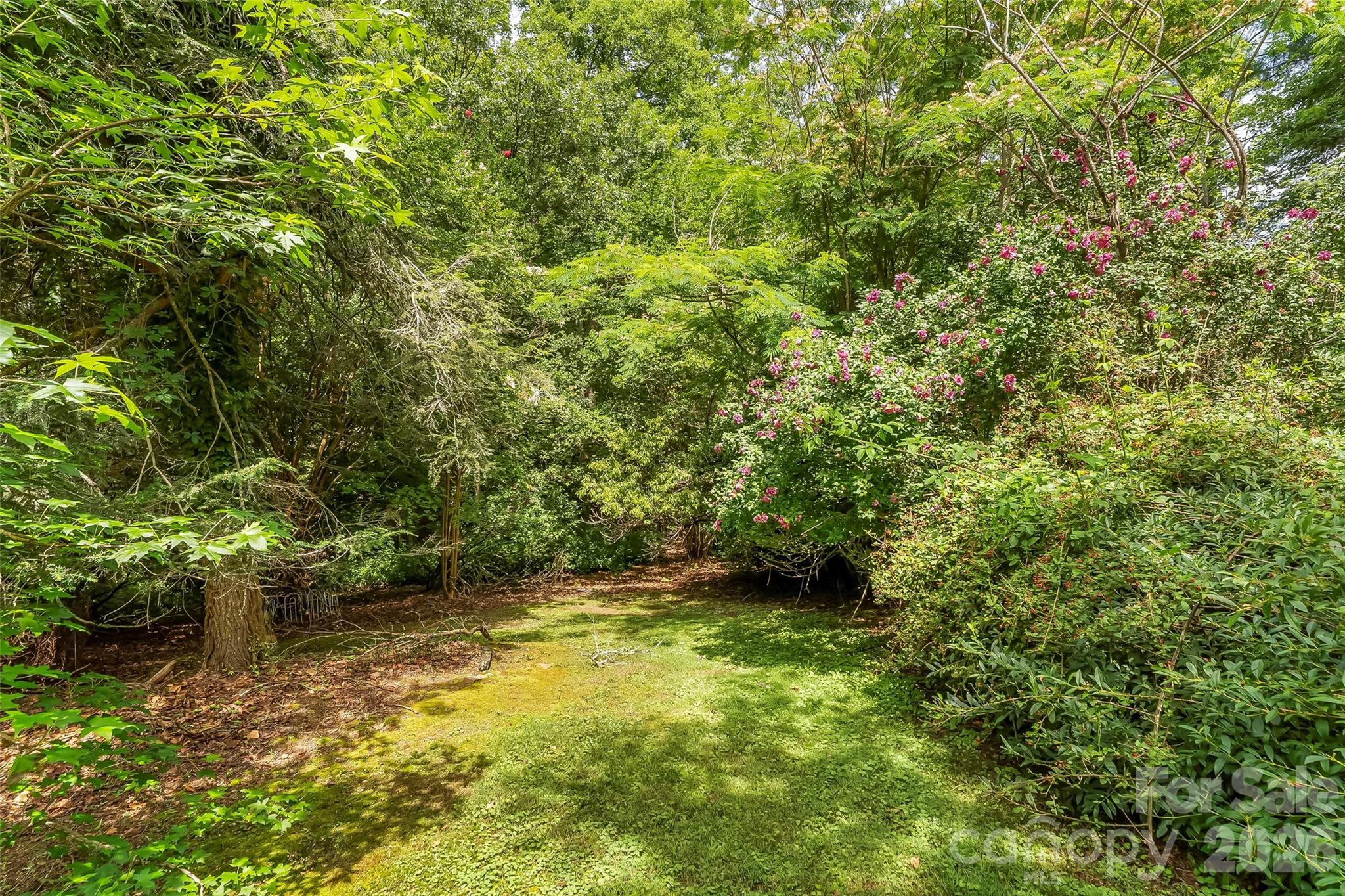 2040 Hampson Road — Morganton
