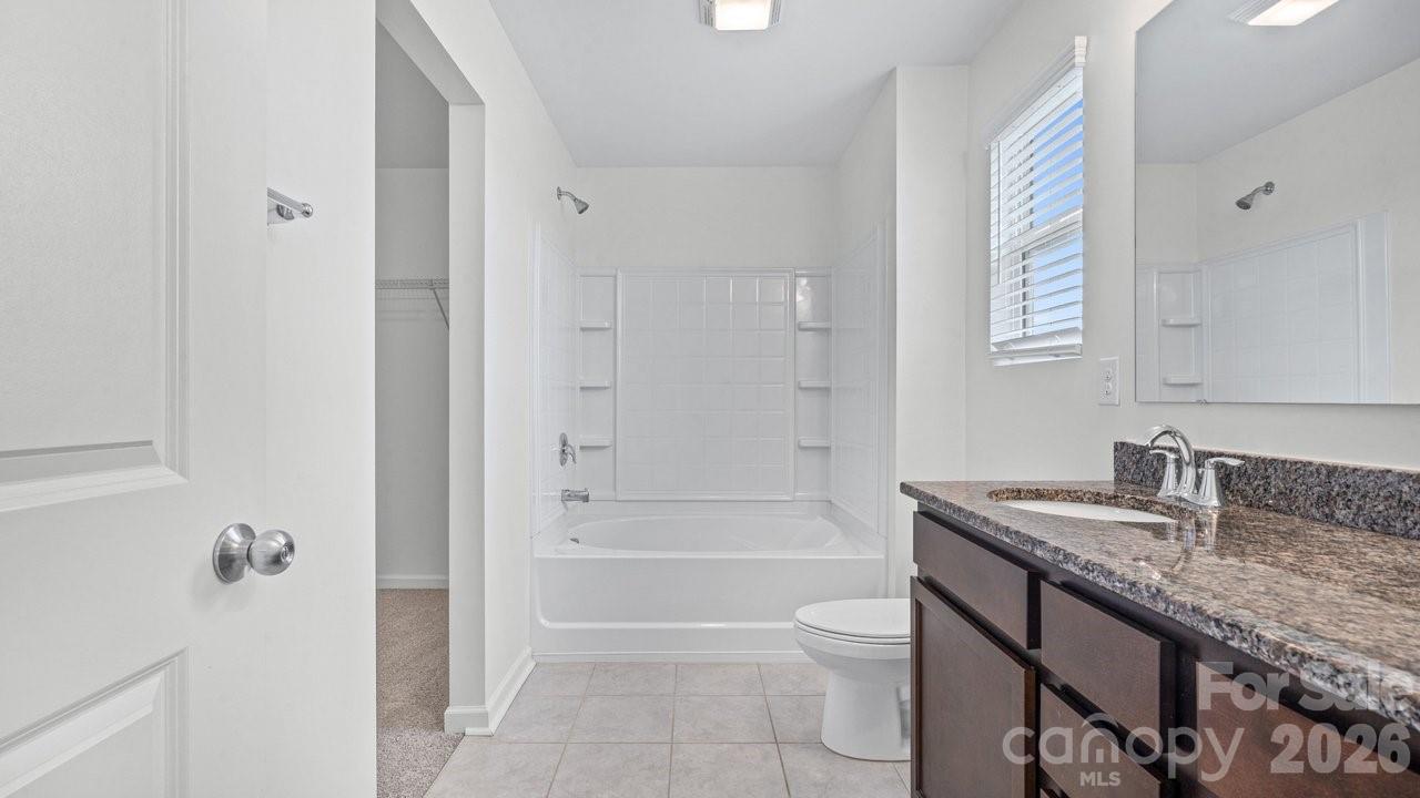 122 Canada Drive — Statesville