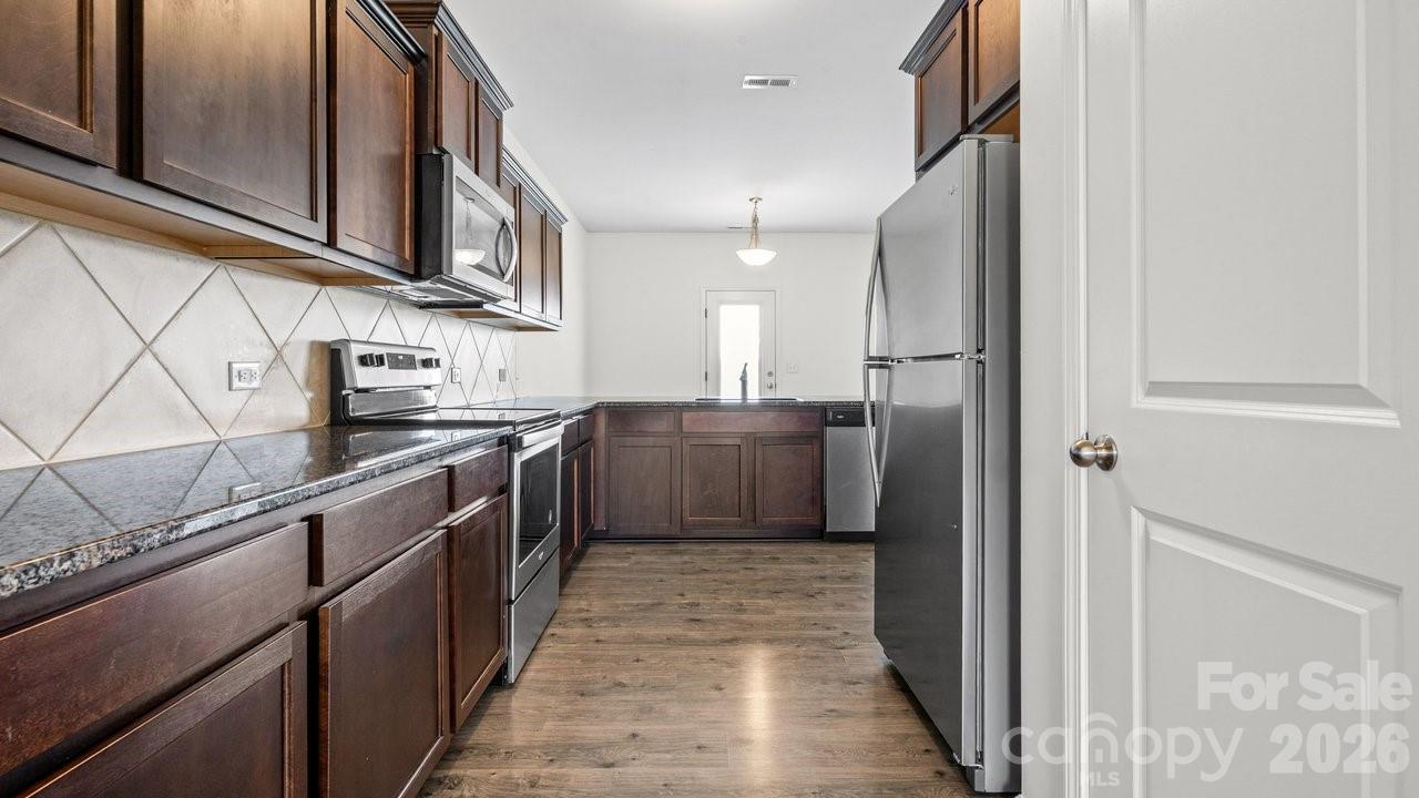 122 Canada Drive — Statesville