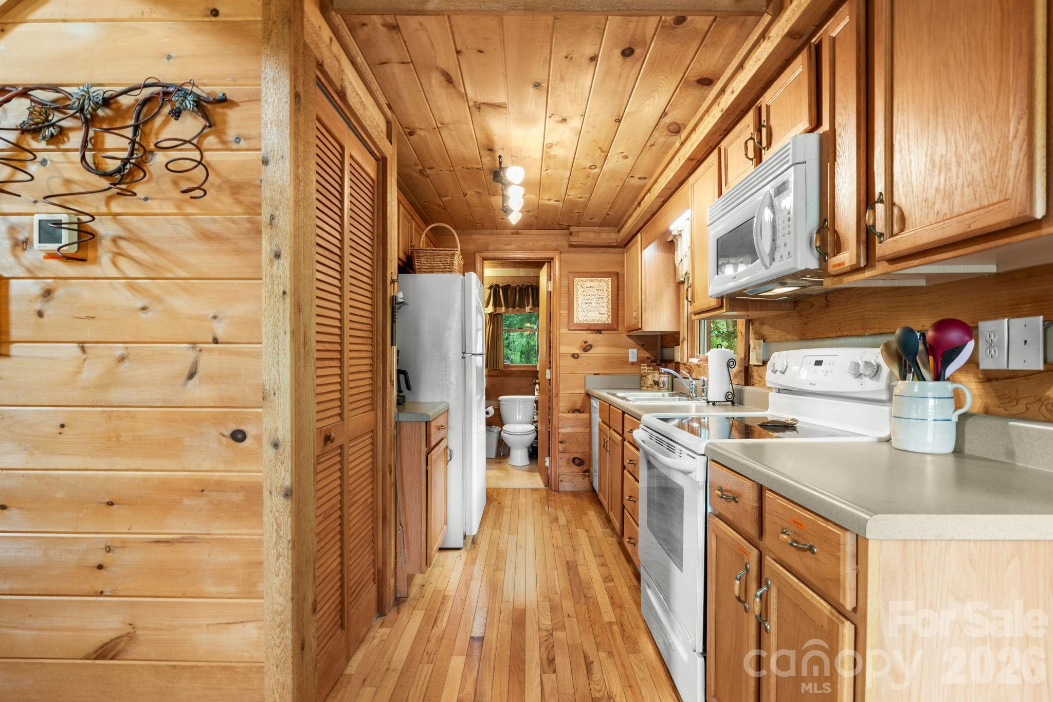 122 Cedar Cove Lane — Zionville