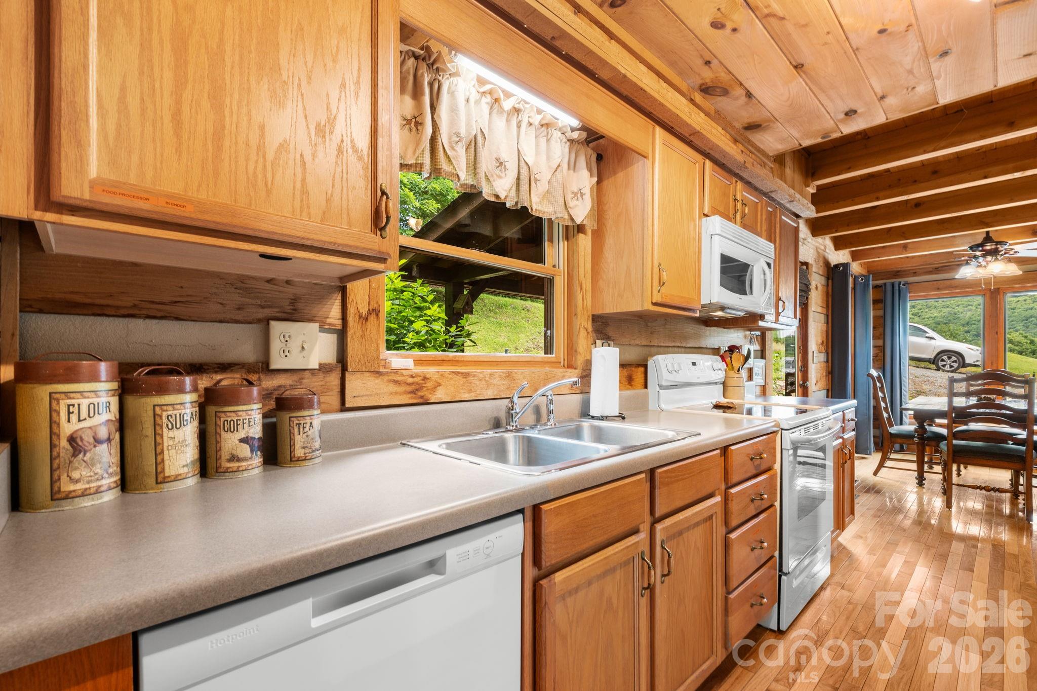 122 Cedar Cove Lane — Zionville