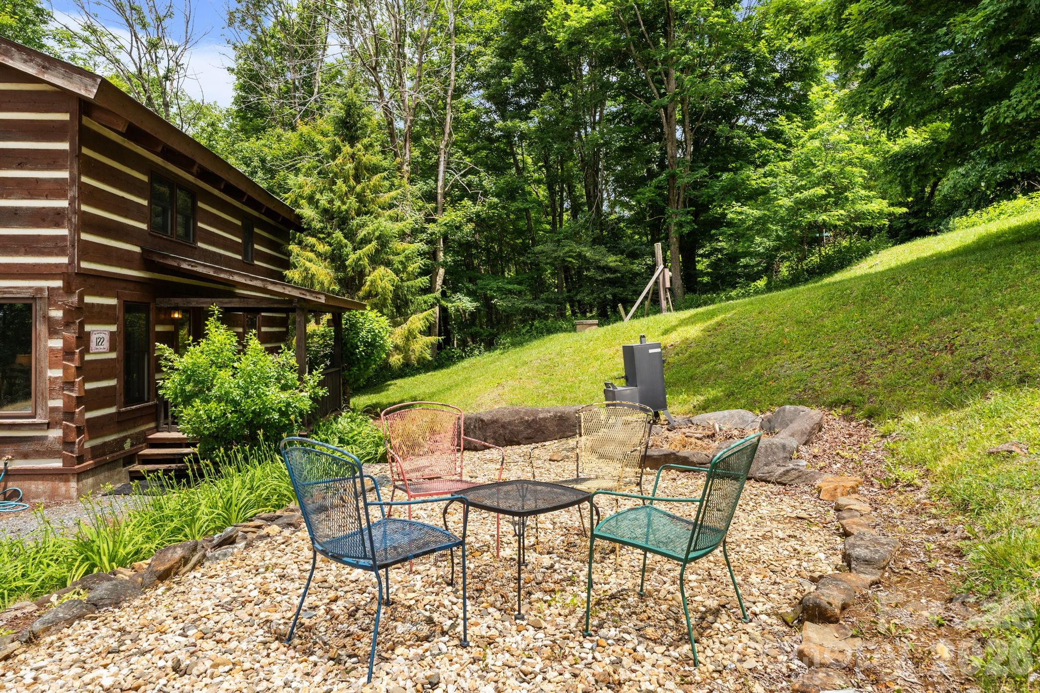 122 Cedar Cove Lane — Zionville