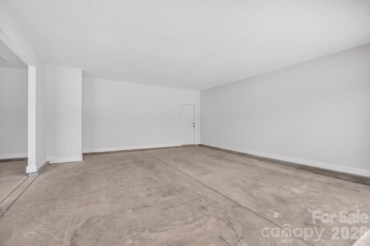 1029 Baylor Grove Road — Monroe