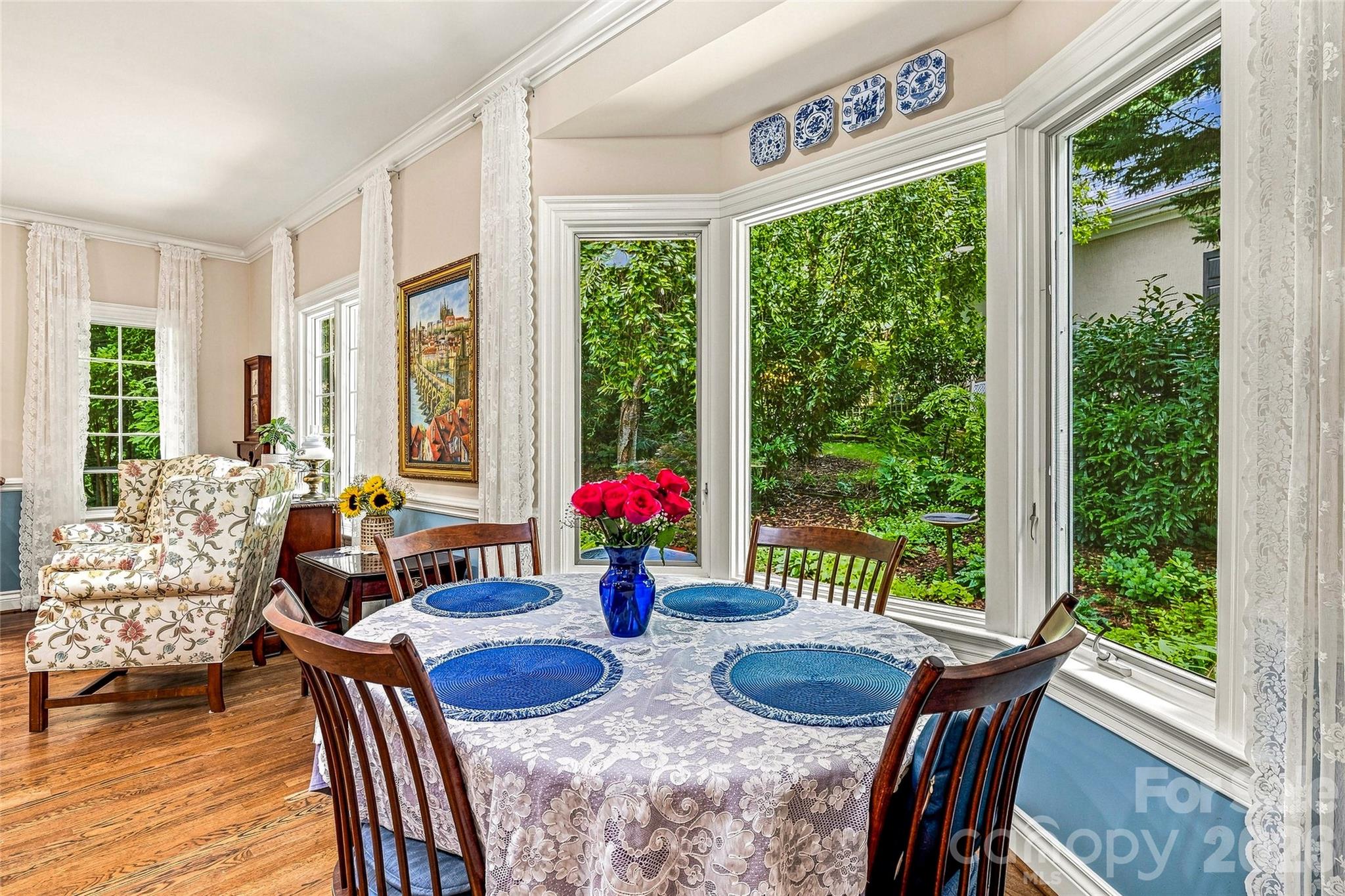 11 Tiverton Lane — Asheville