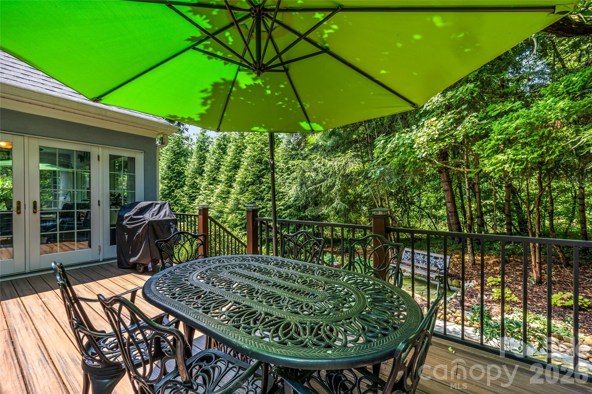 11 Tiverton Lane — Asheville