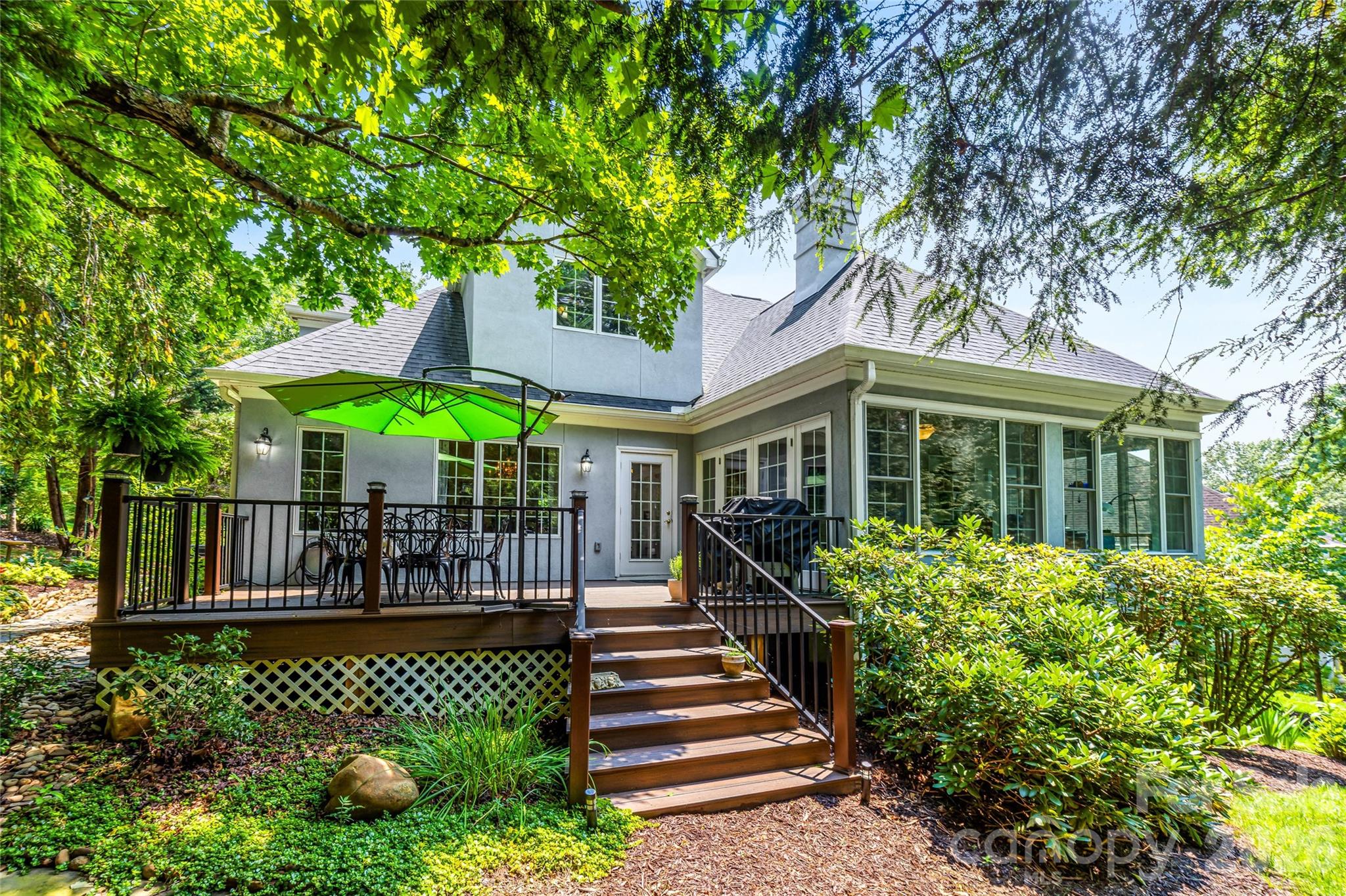 11 Tiverton Lane — Asheville