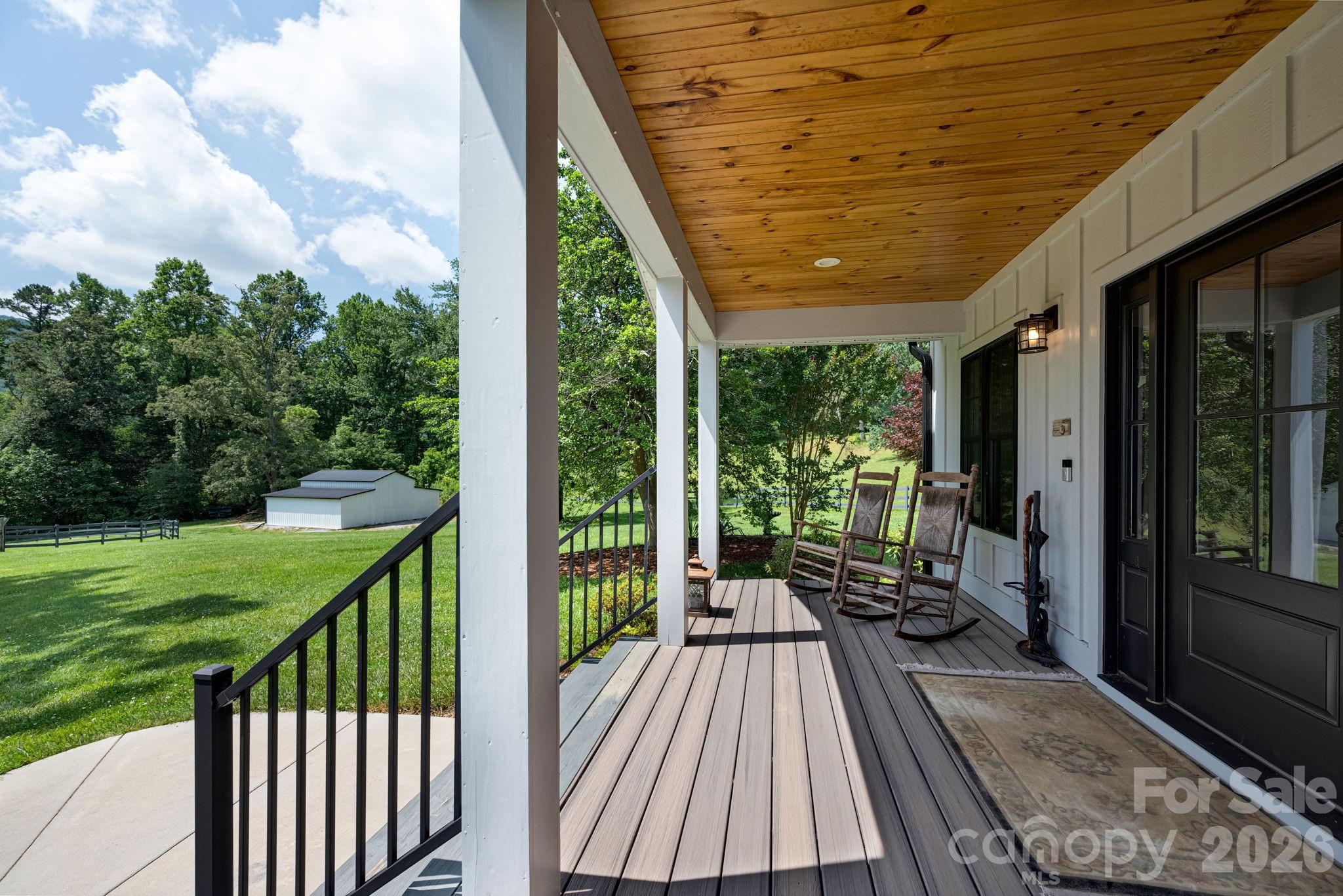 23 Lindsey Loop Road — Fletcher