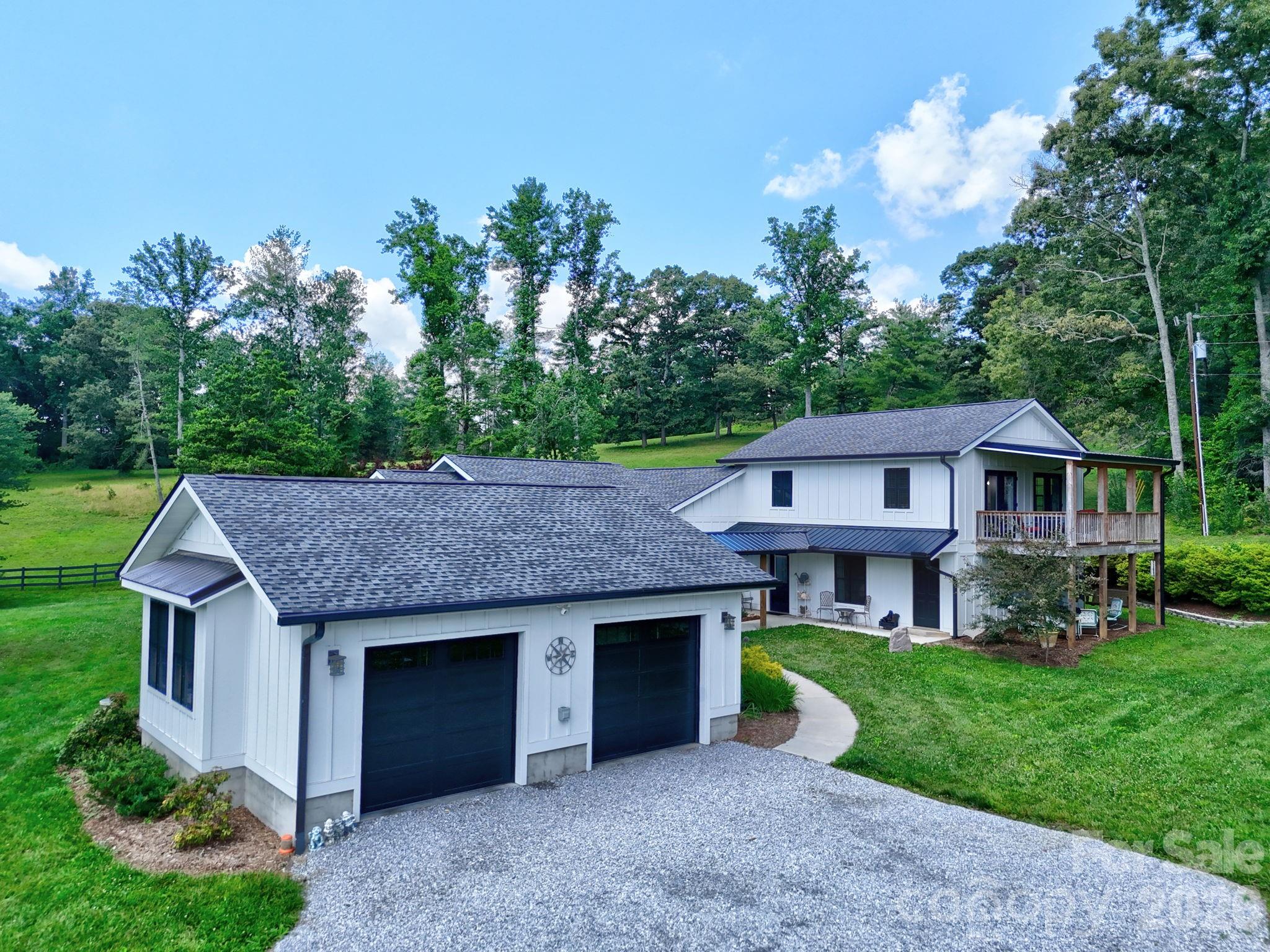 23 Lindsey Loop Road — Fletcher